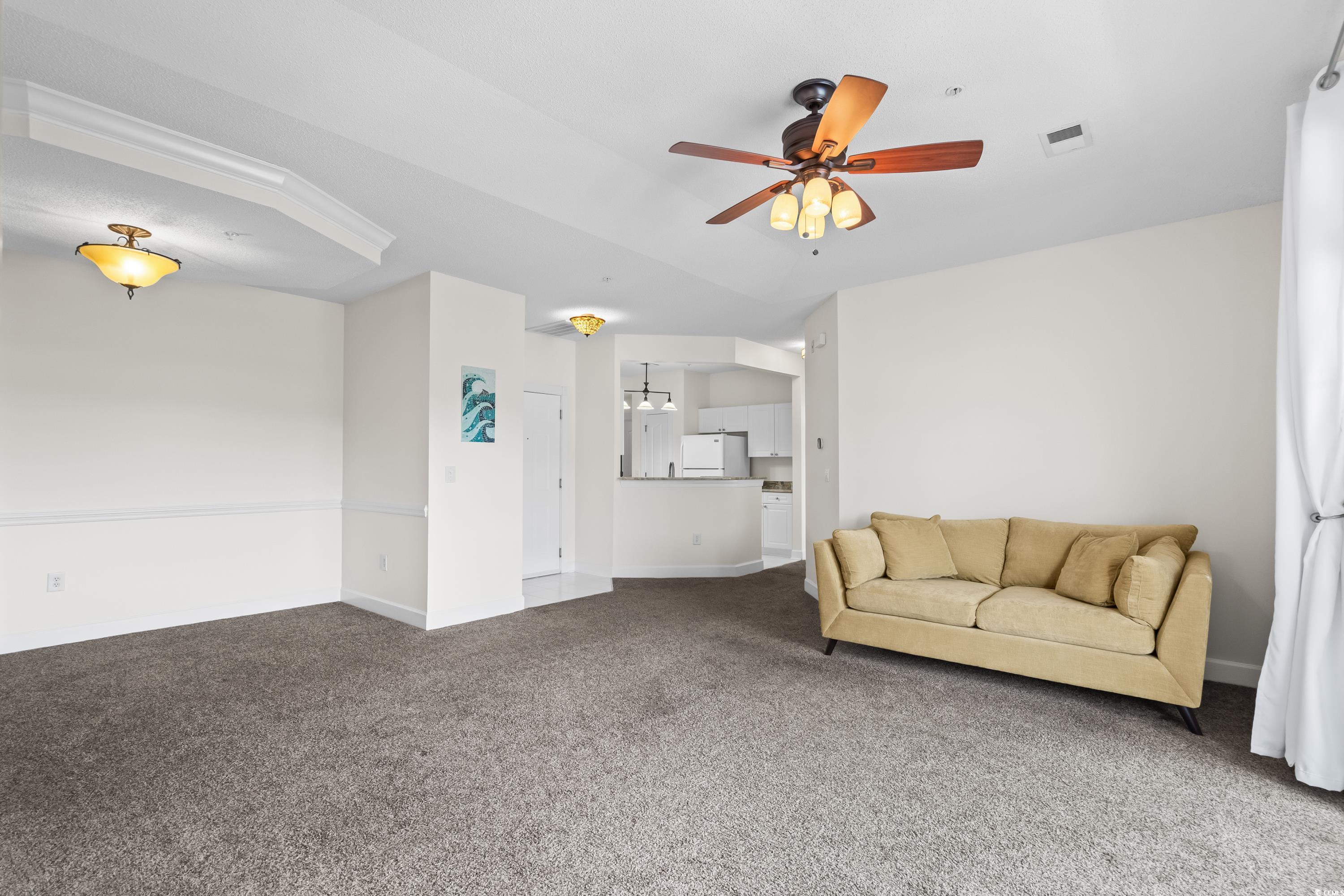 2241 Waterview Dr. Property Photo 6