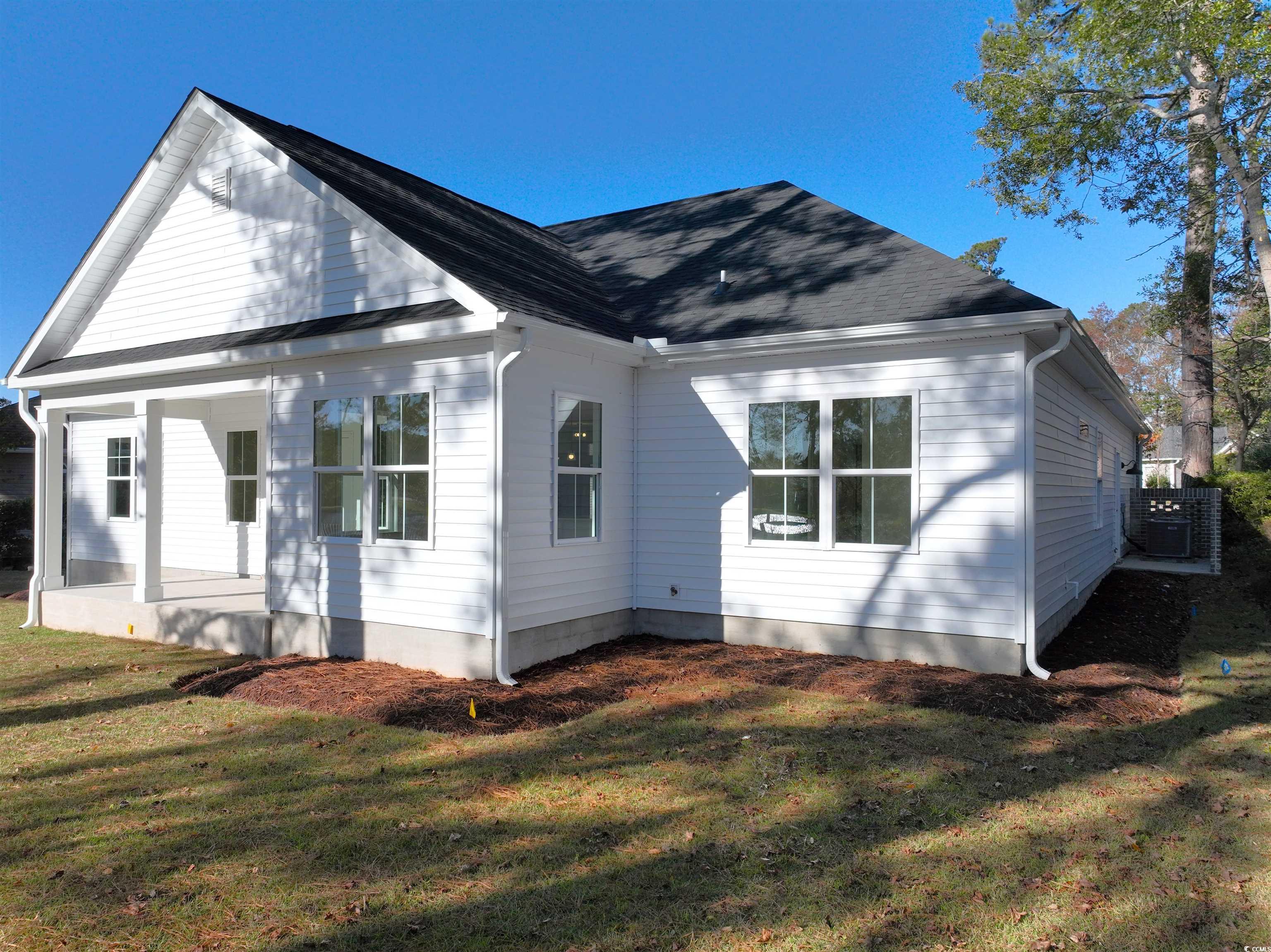 2588 Lake Vista Dr. Property Photo 5