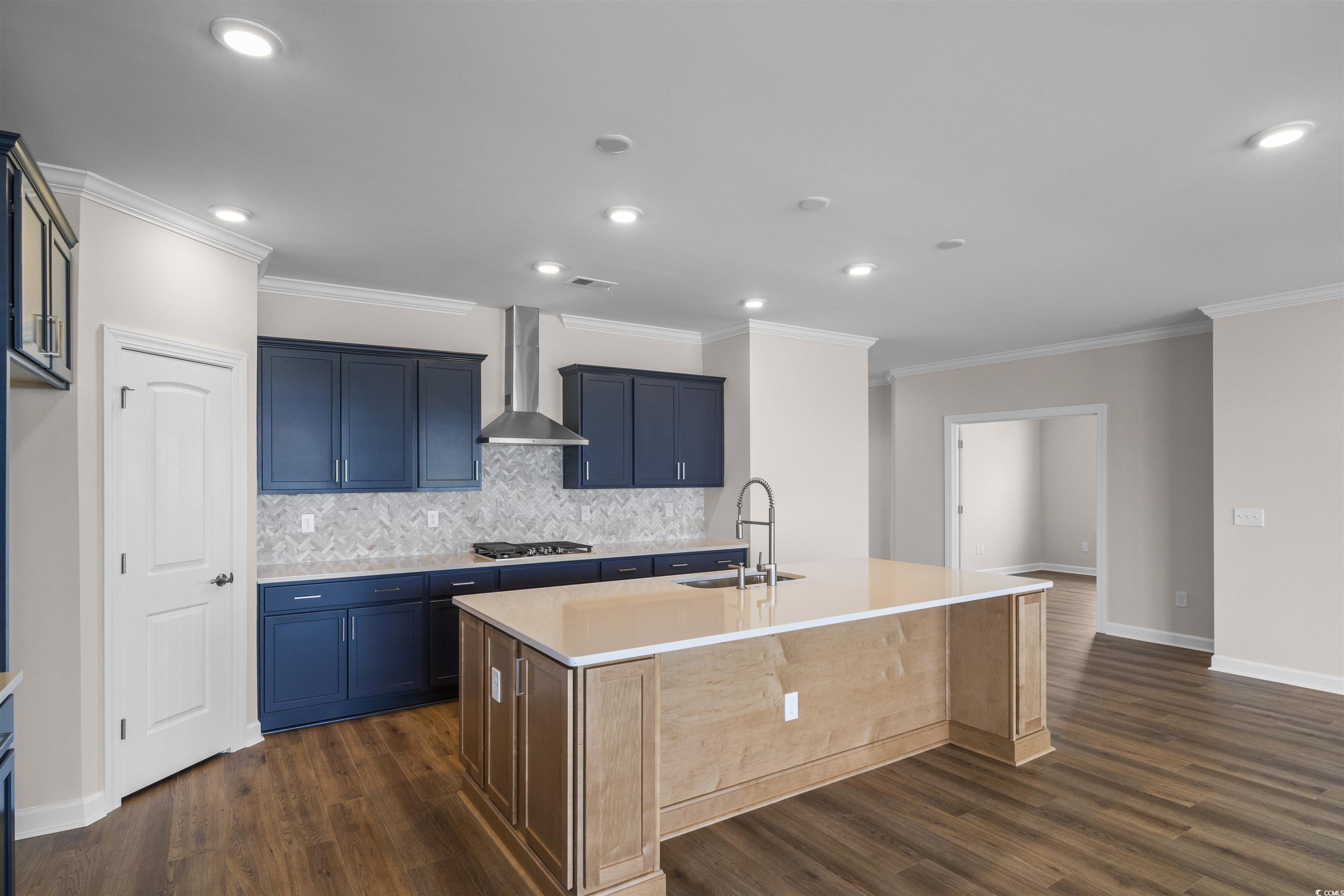 5015 Cambria Ct. Property Photo 4