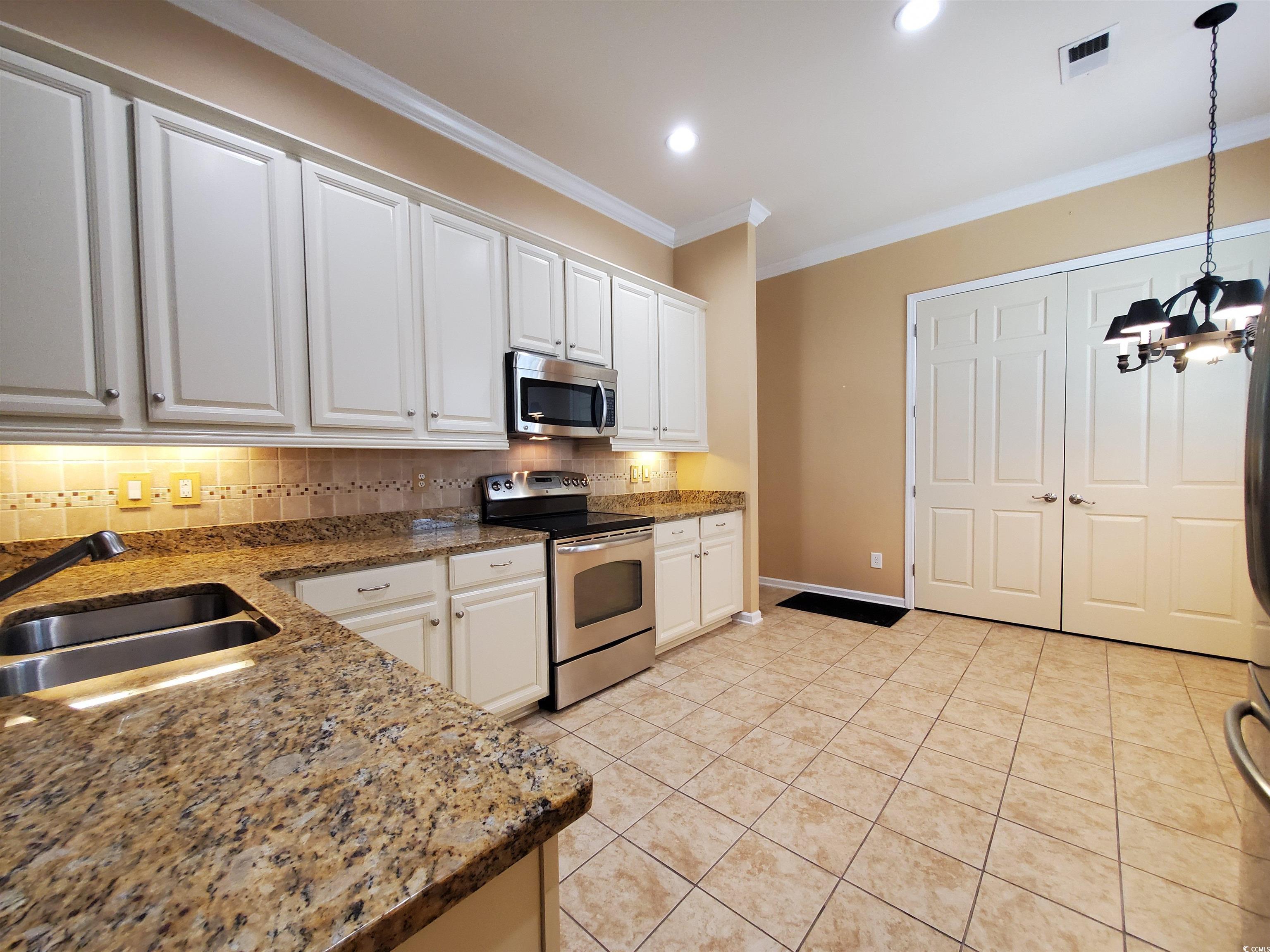 1026 Nittany Ct. Property Photo 11