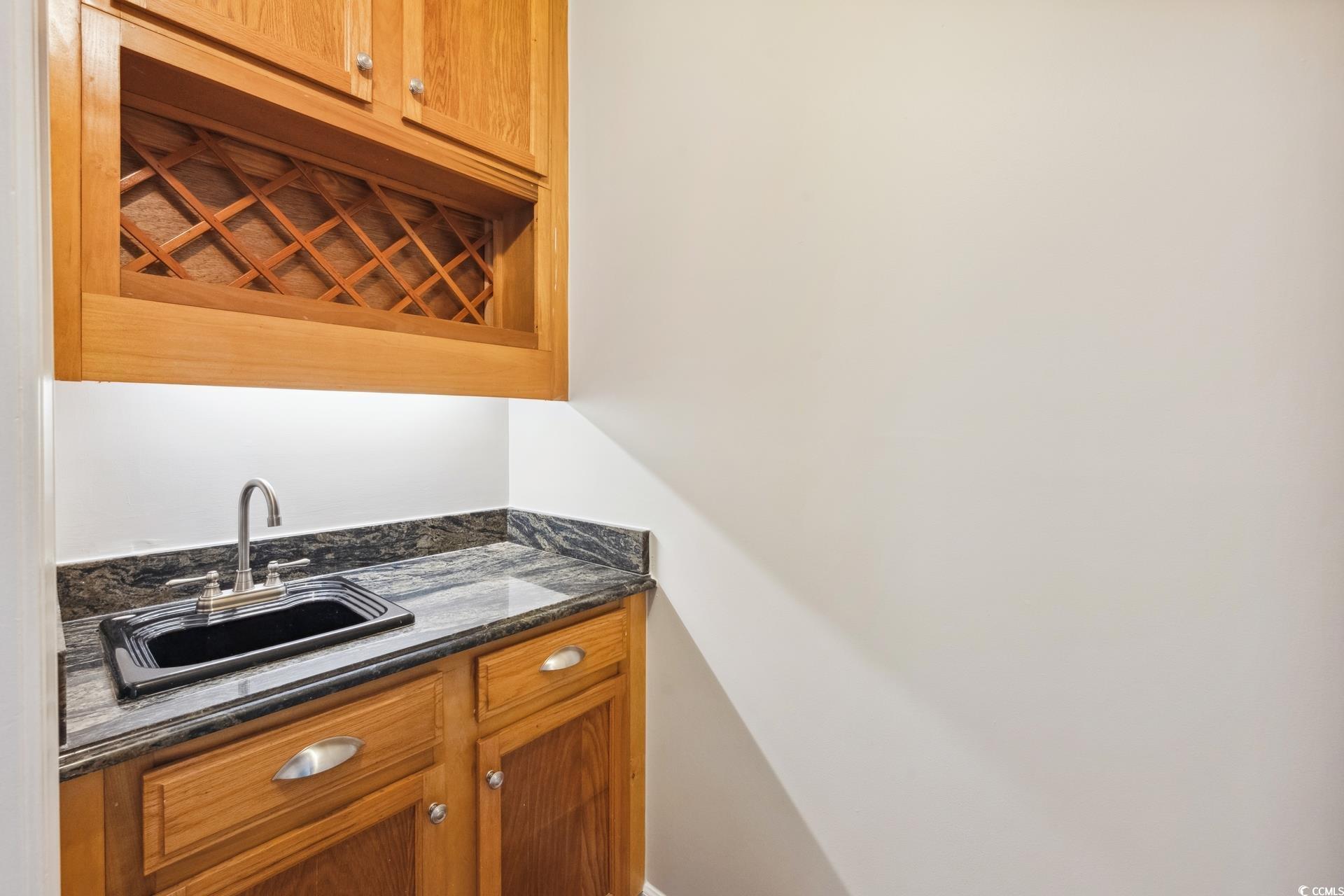 3034 Oak Grove Bend Property Photo 10