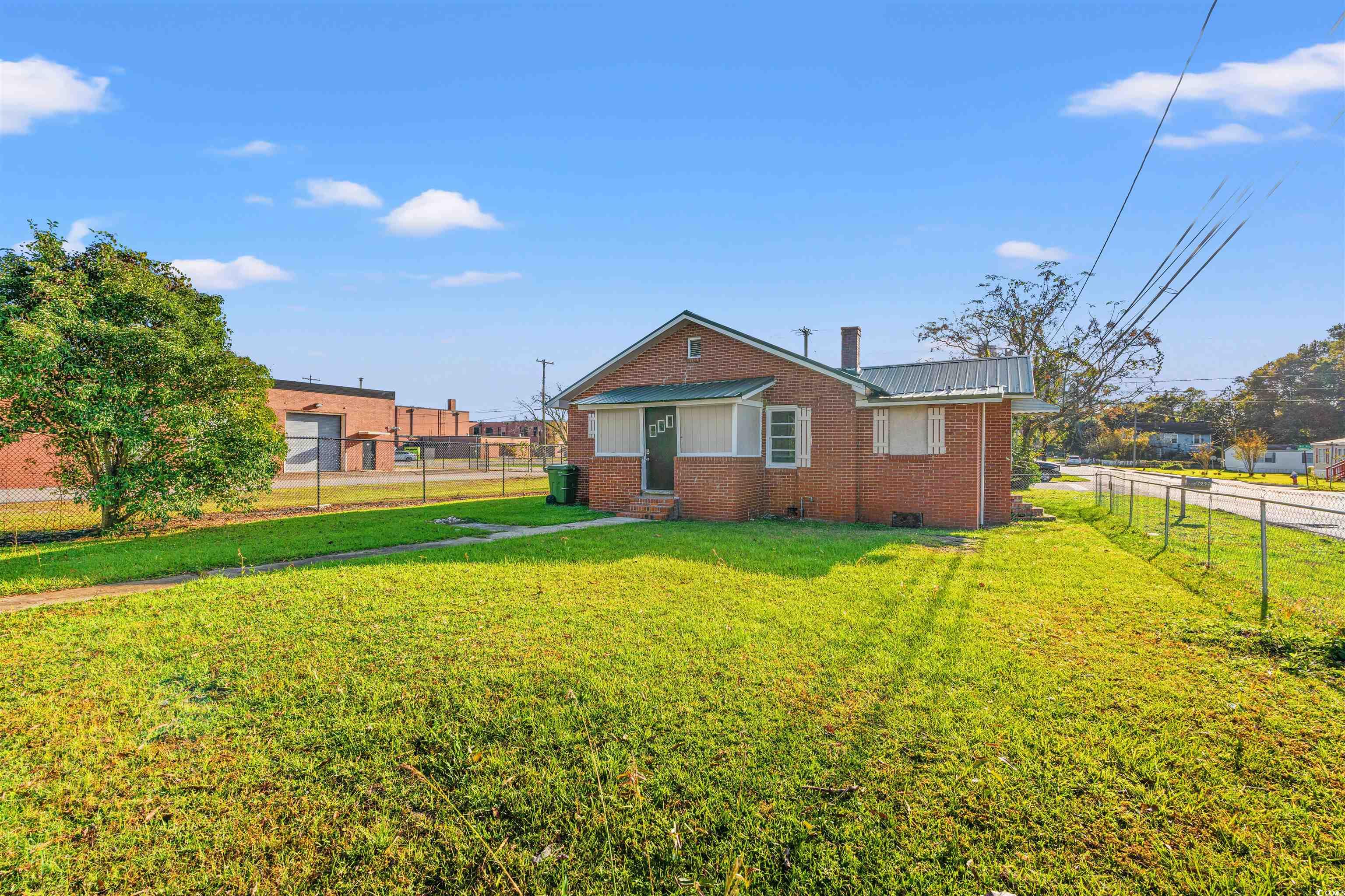 1632 Butts St. Property Photo 25