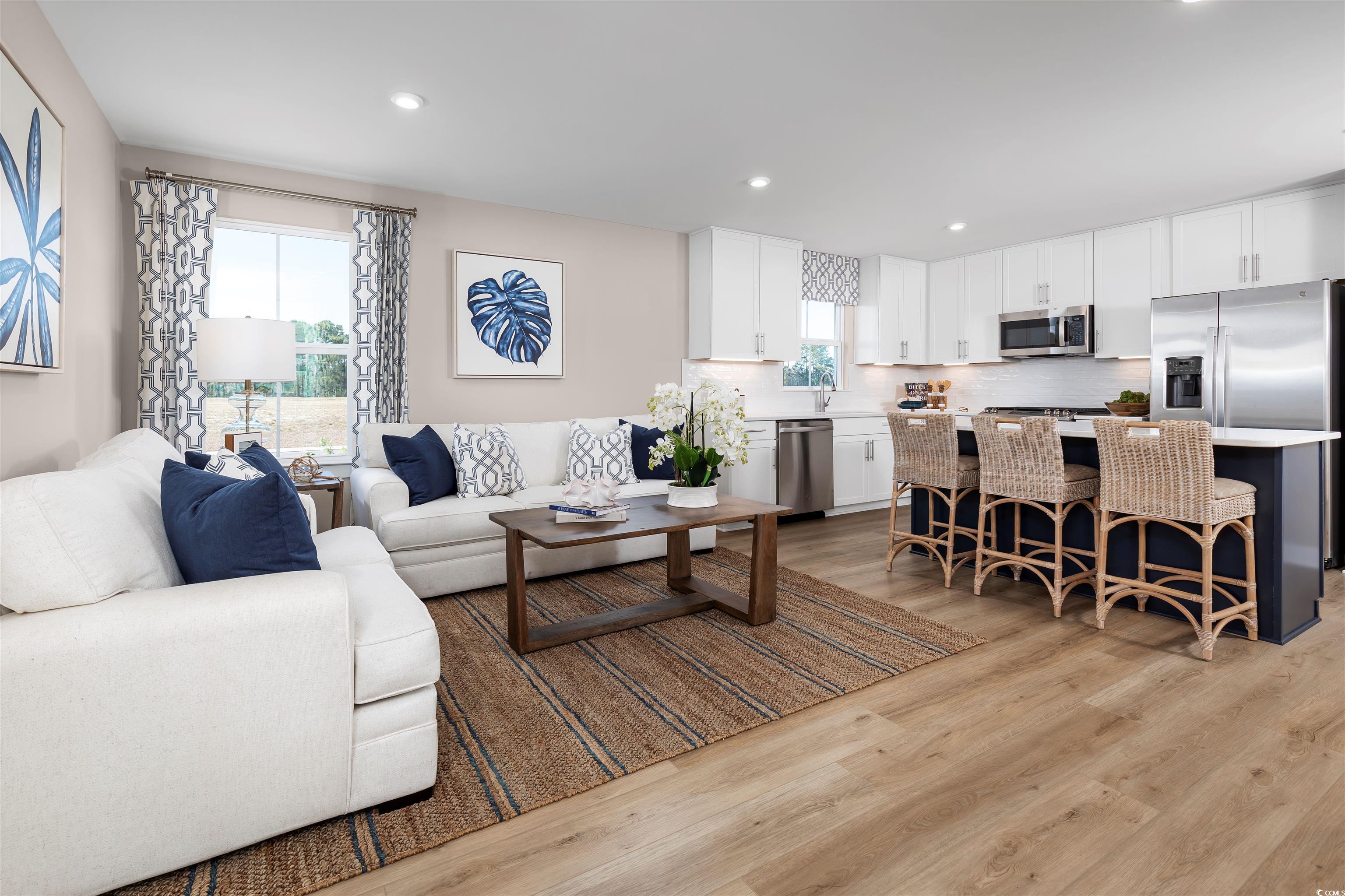 2744 Rowyn St. Property Photo 3