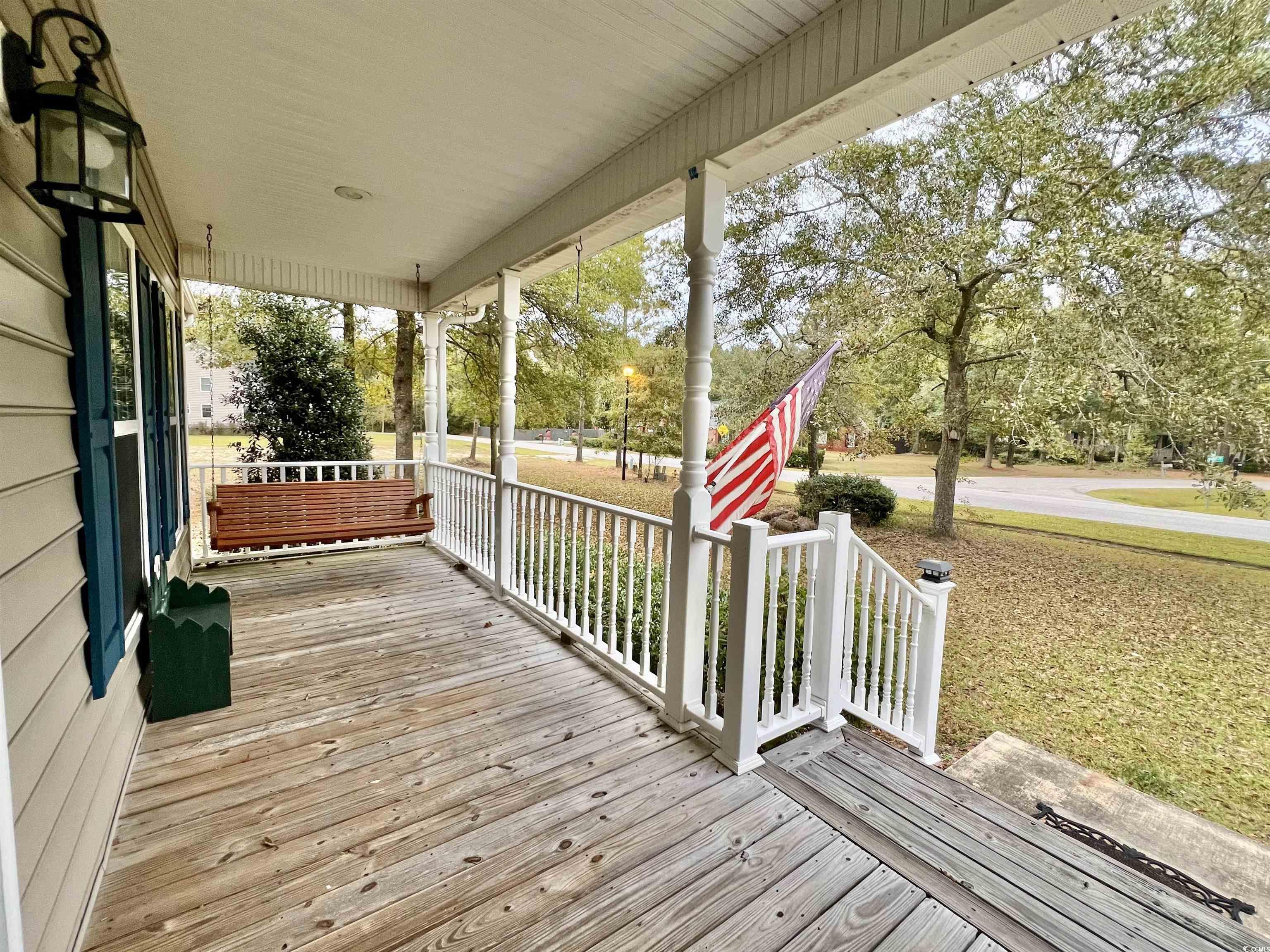 2347 Devine St. Property Photo 5