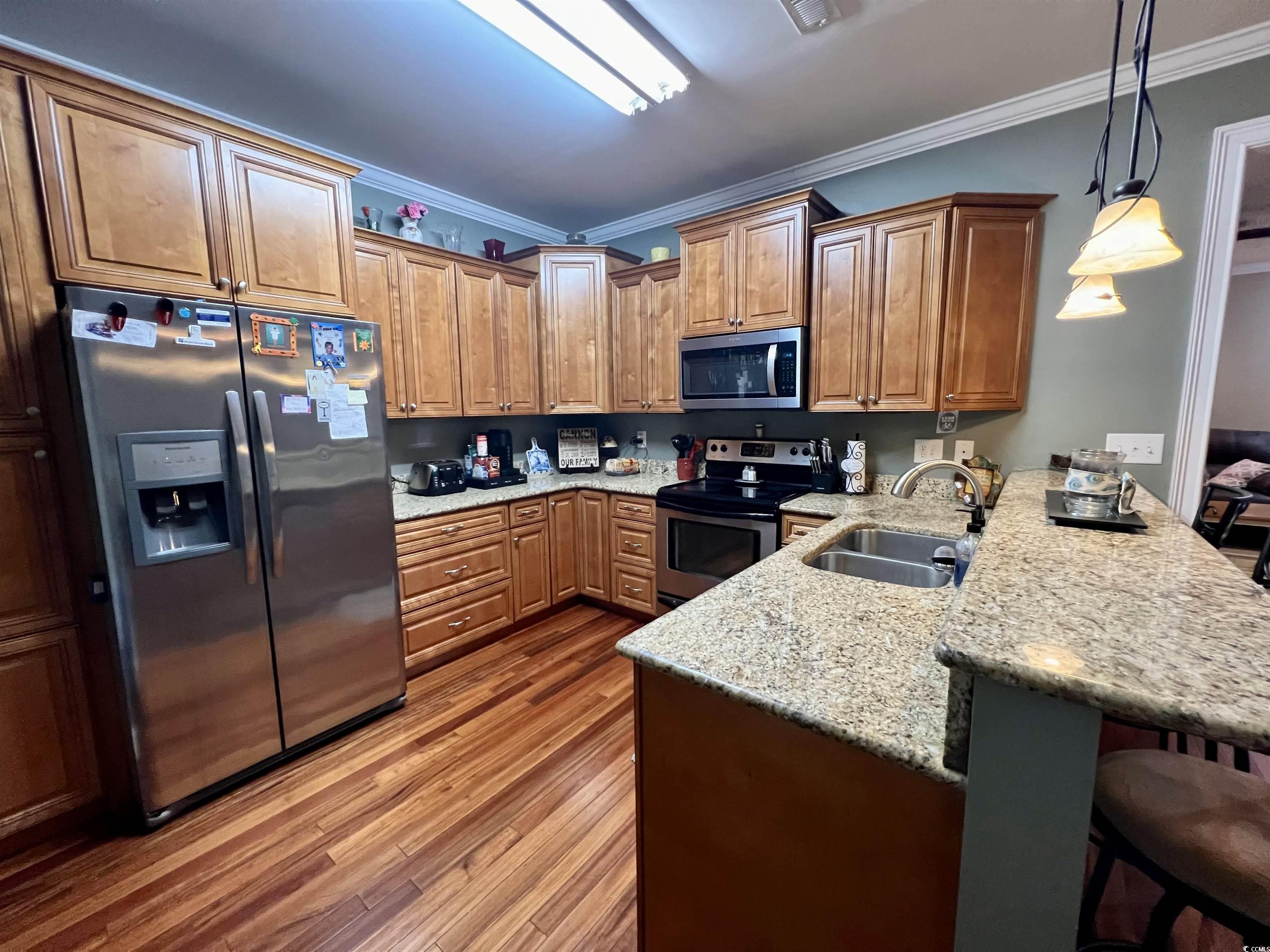 2347 Devine St. Property Photo 13