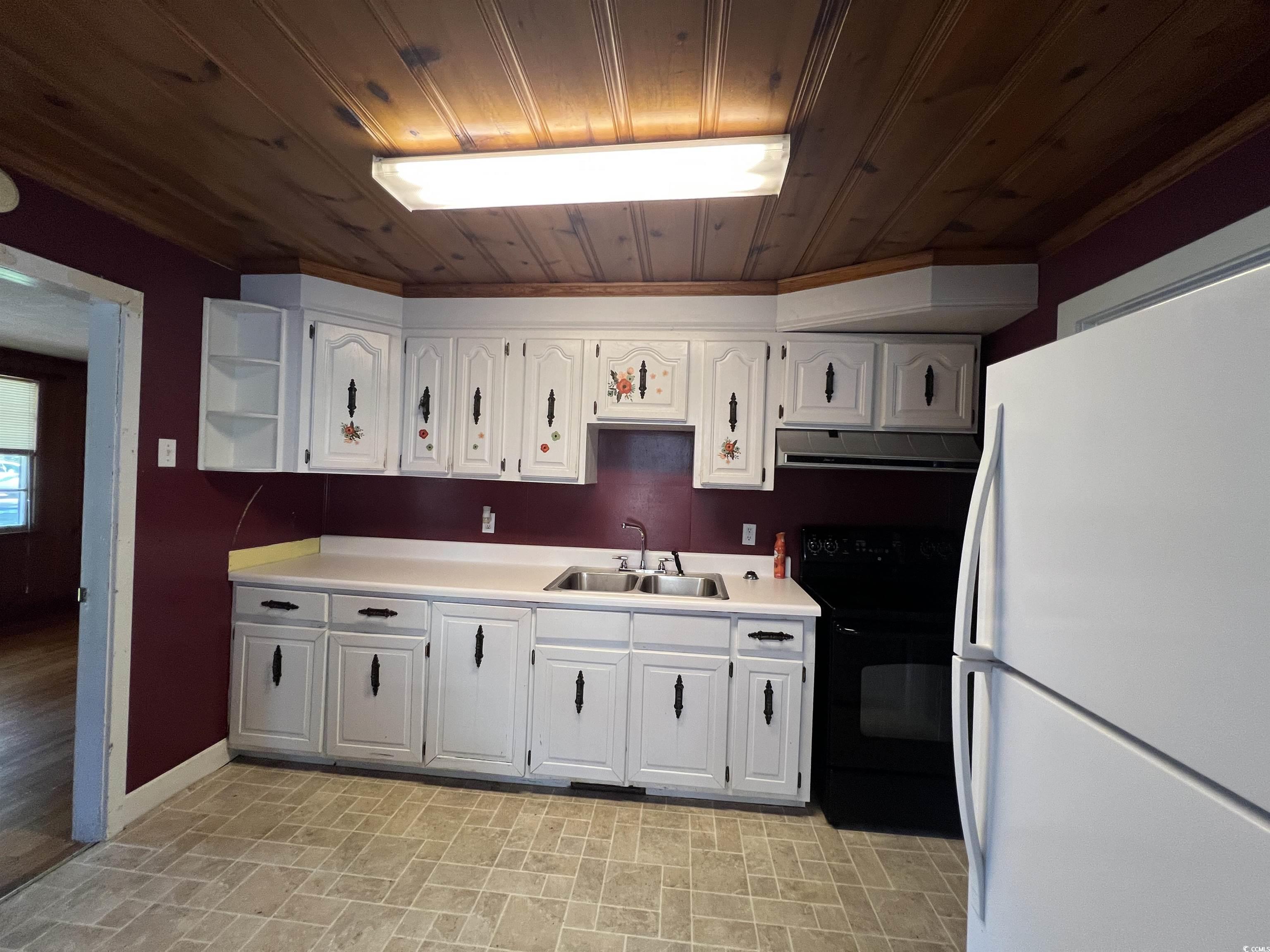 1107 North Longstreet St. Property Photo 6