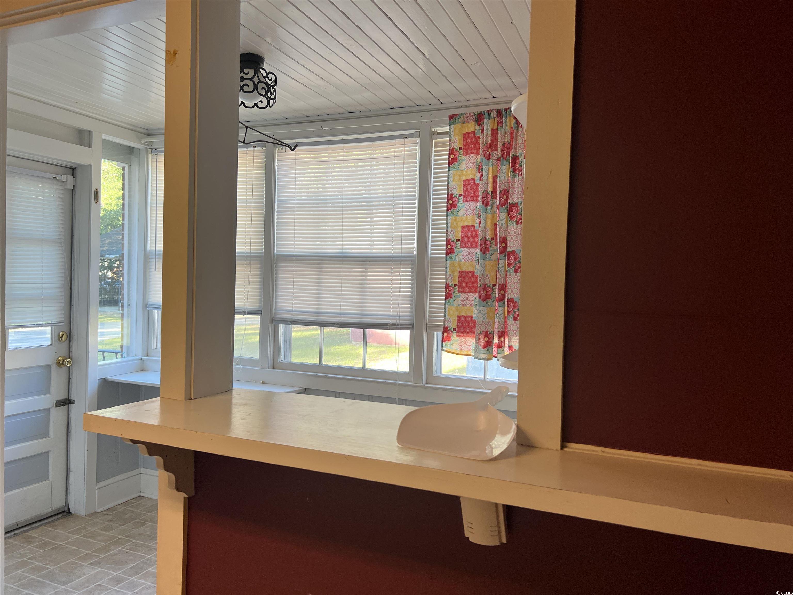 1107 North Longstreet St. Property Photo 8