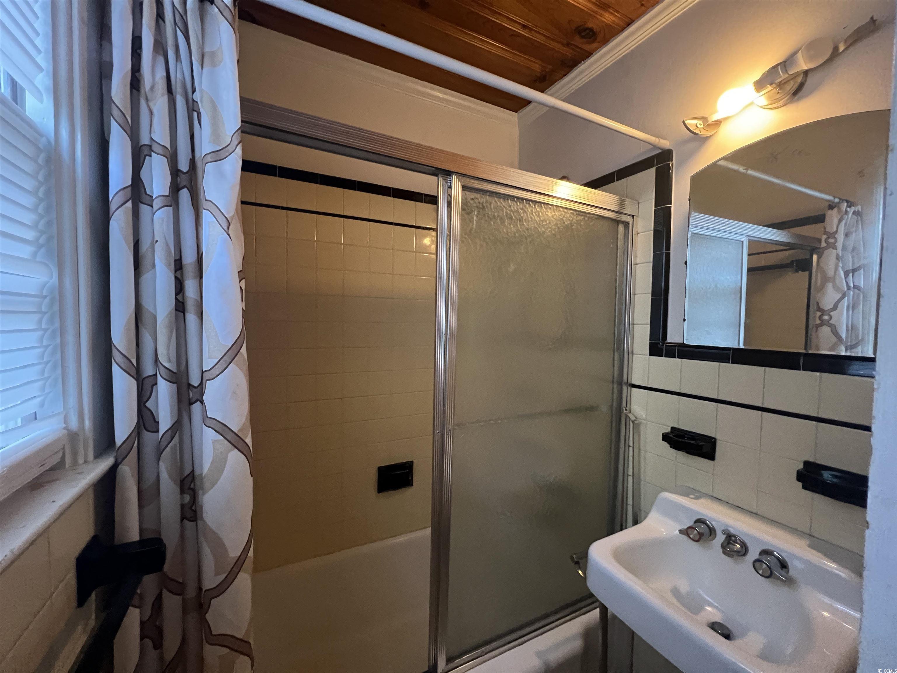 1107 North Longstreet St. Property Photo 11