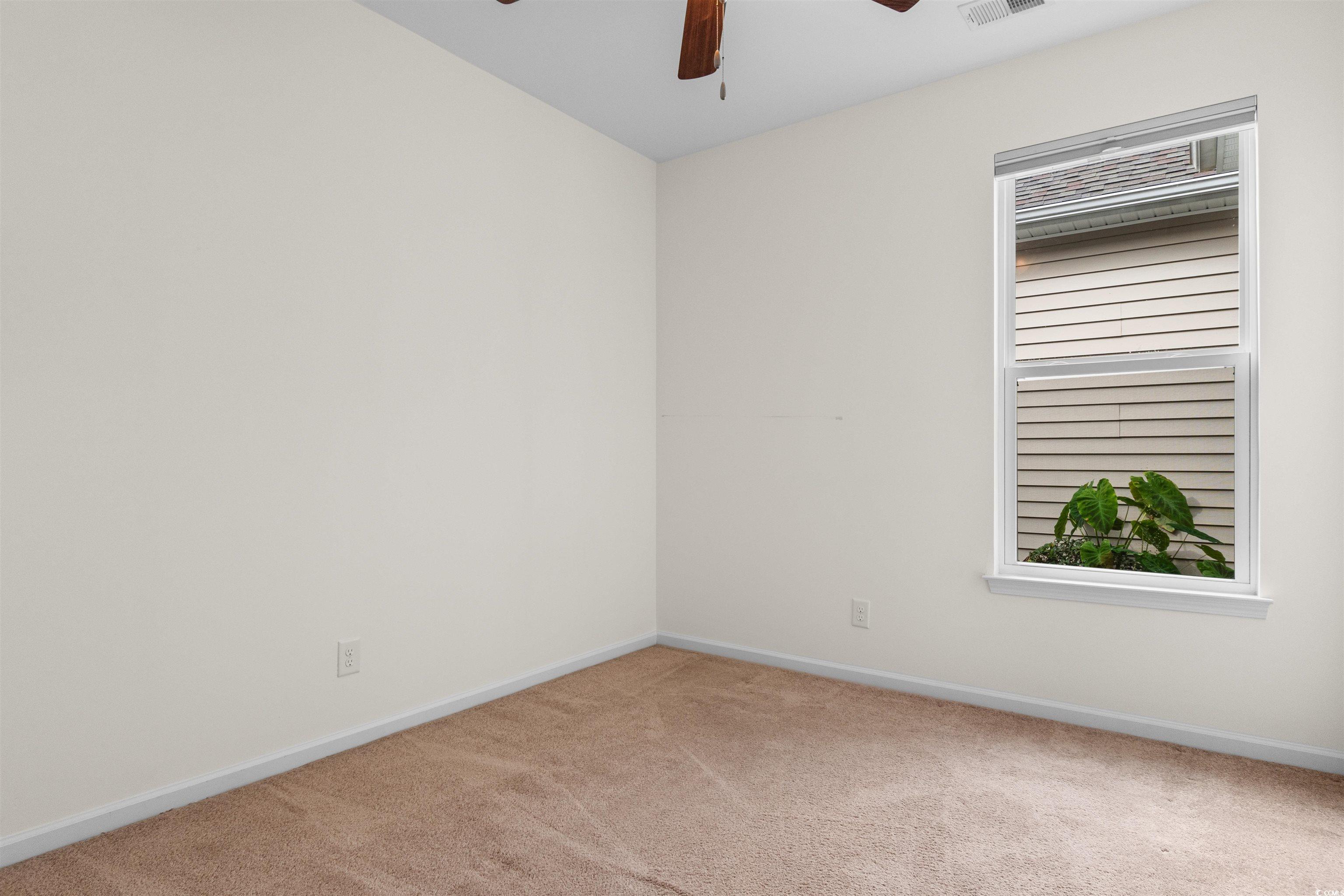 1562 Palmina Loop Property Photo 16