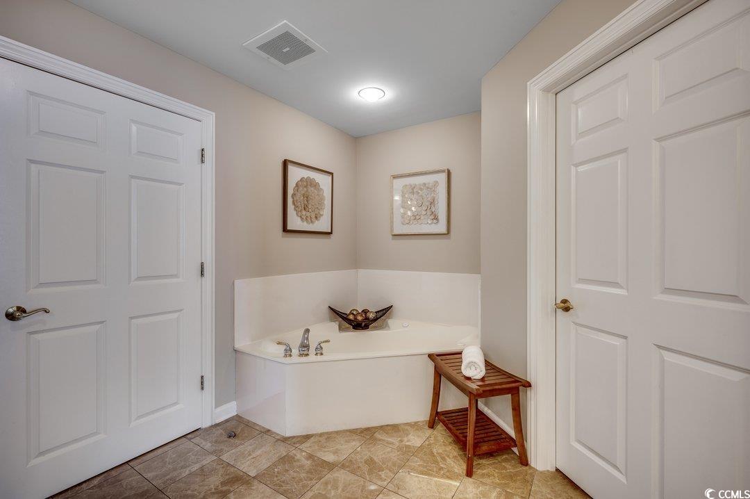 8500 Margate Circle Property Photo 25