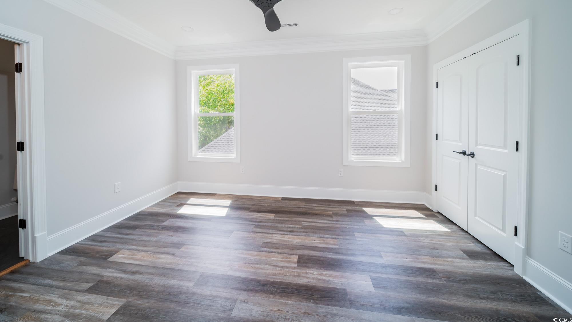 1010 Club House Dr. Property Photo 14