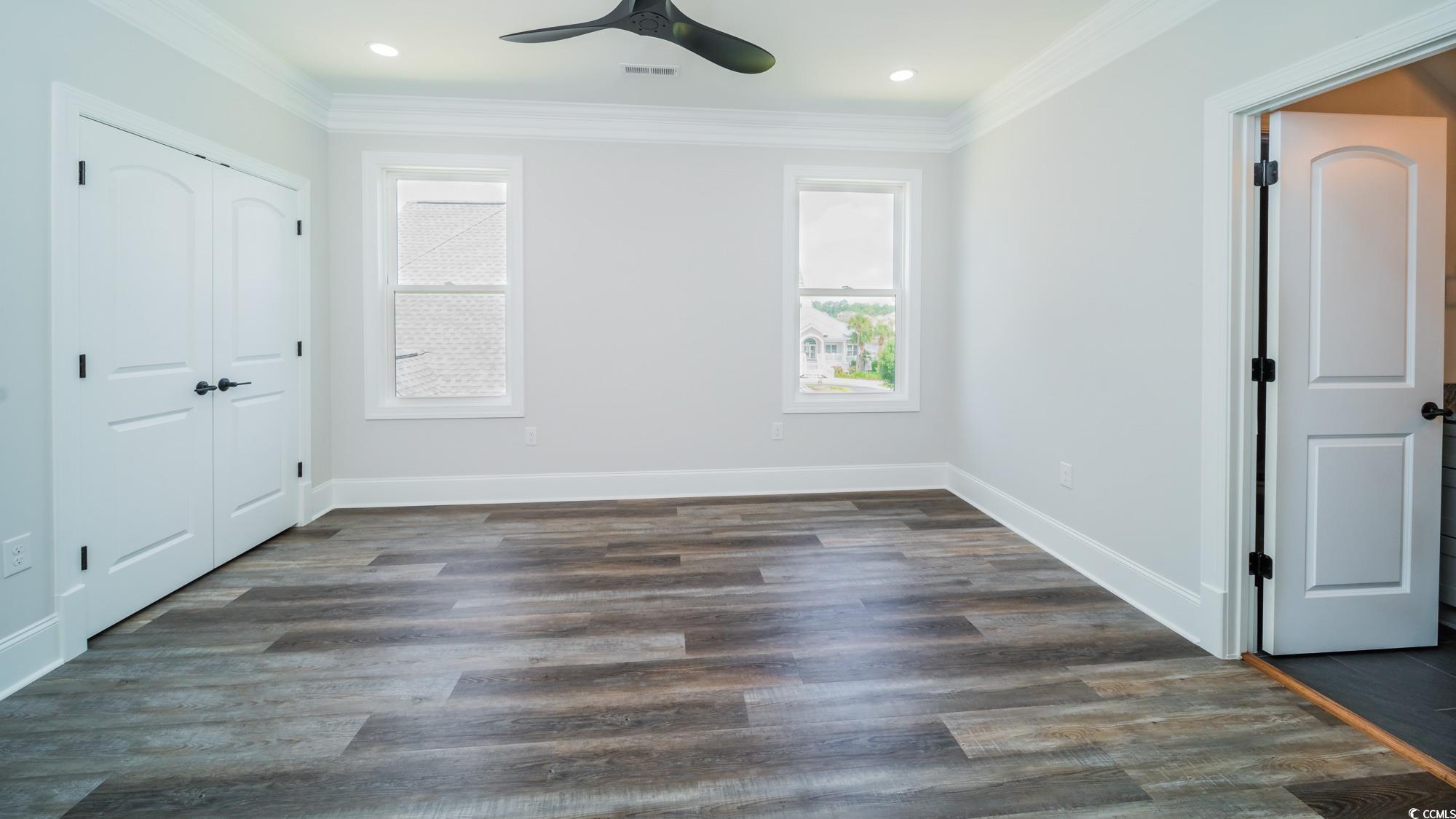 1010 Club House Dr. Property Photo 17