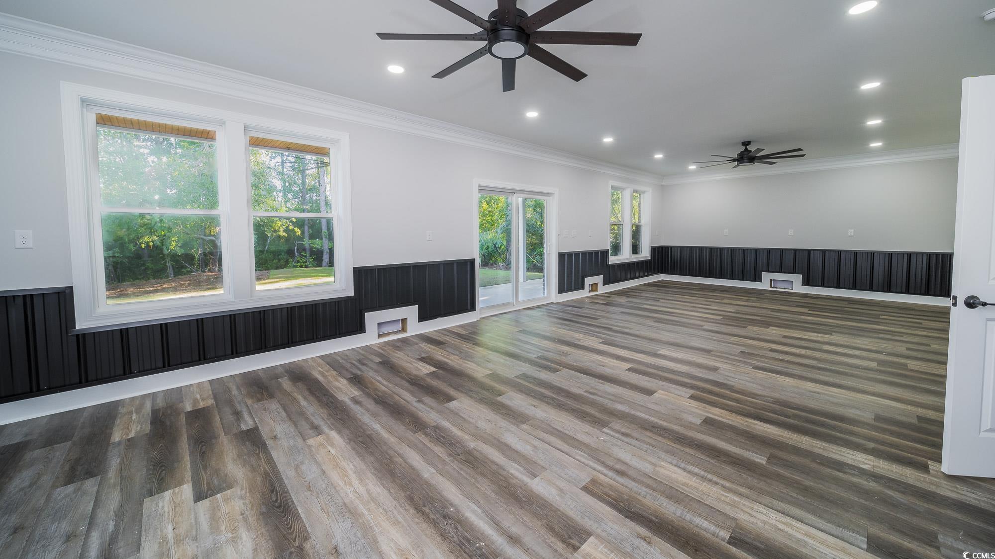 1010 Club House Dr. Property Photo 23
