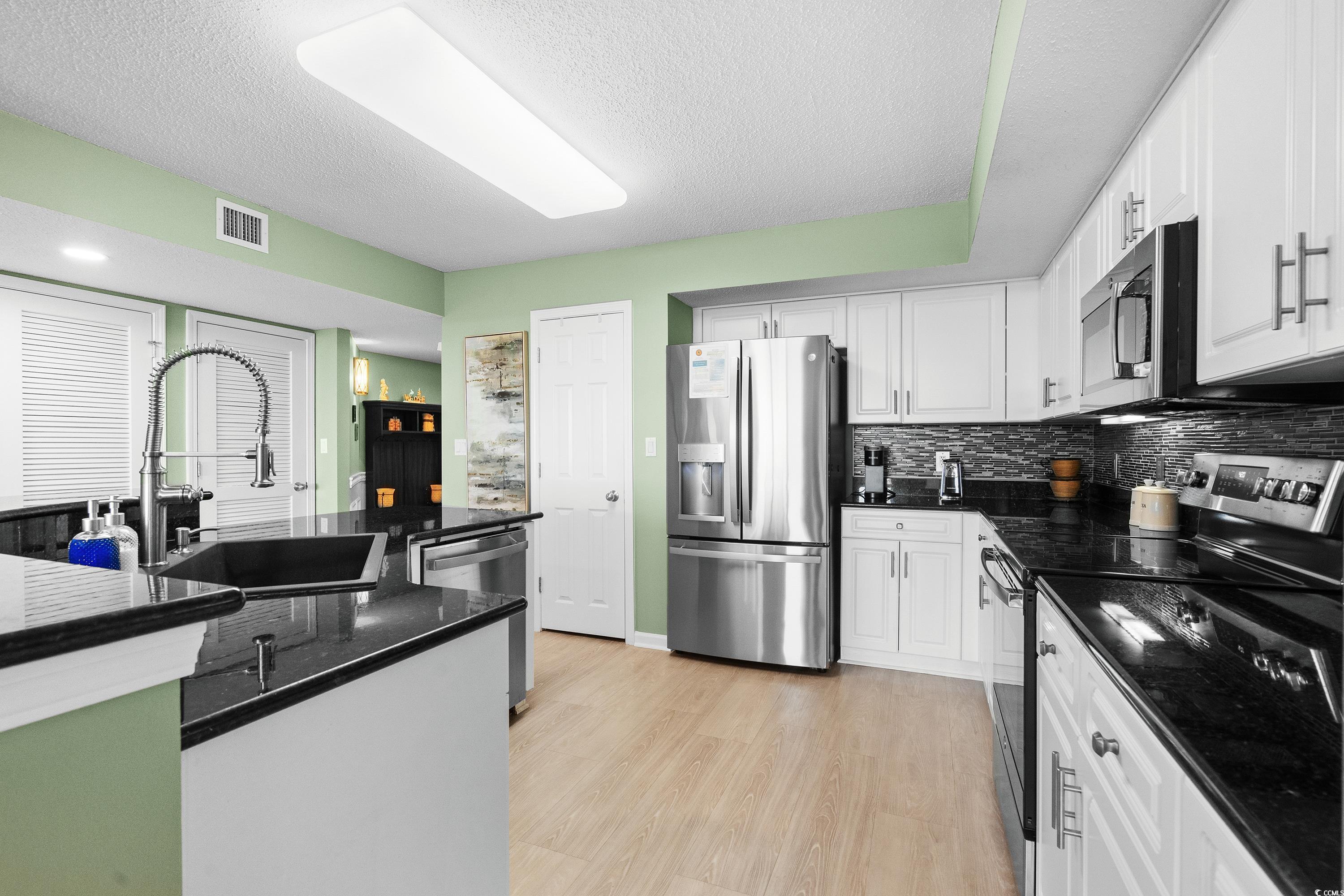 2151 Bridge View Ct. Property Photo 15