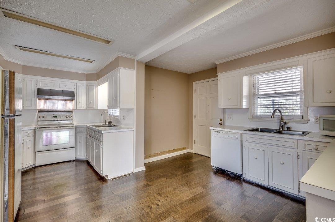 3701 South Green Sea Rd. Property Photo 10