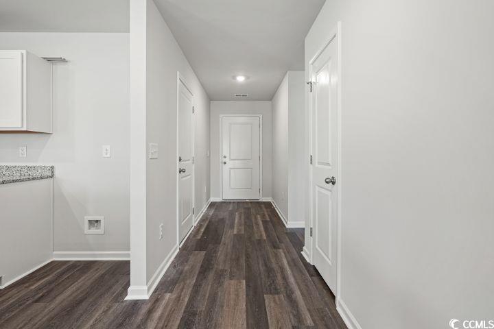 1526 Clubstone Dr. Property Photo 3