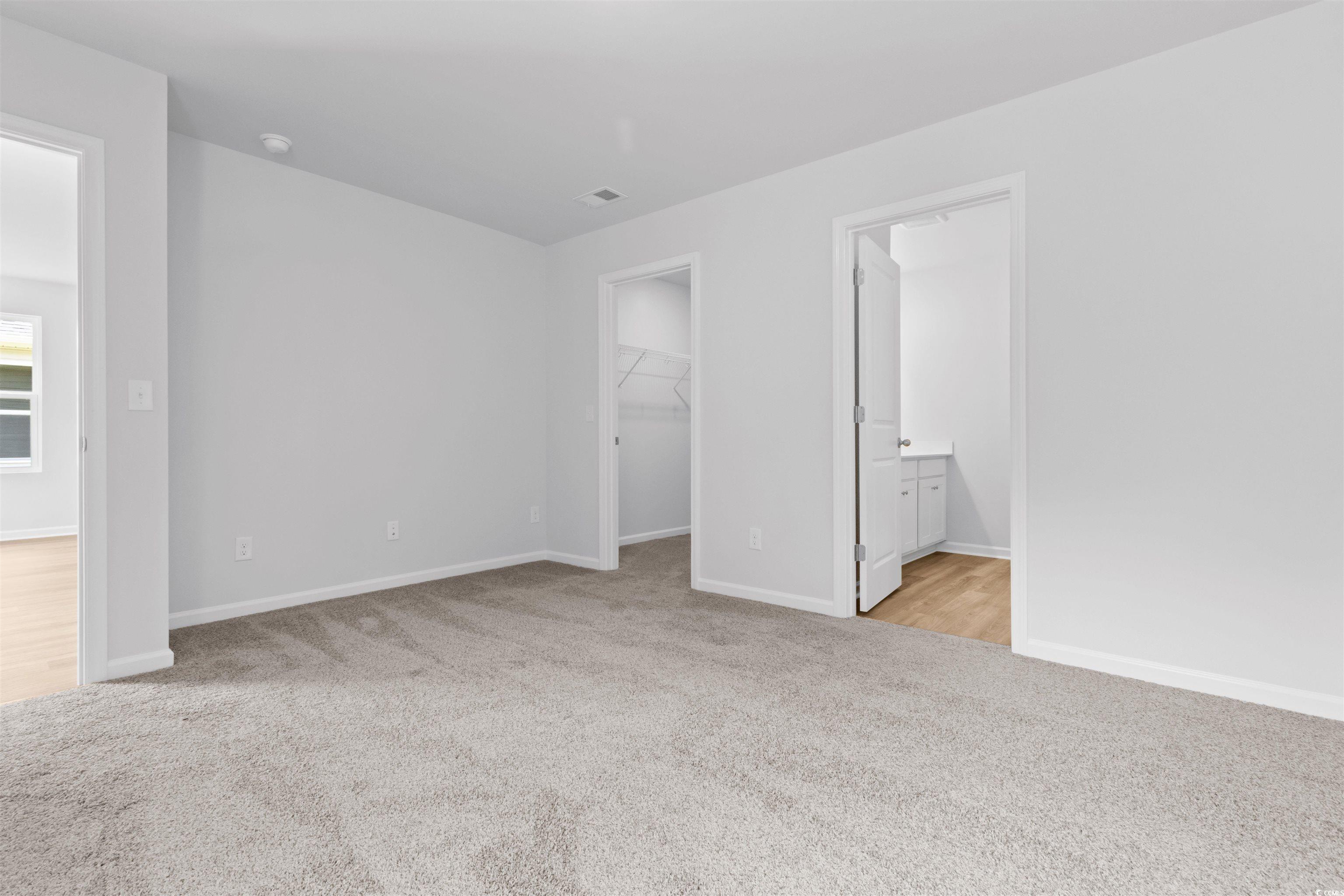1526 Clubstone Dr. Property Photo 4
