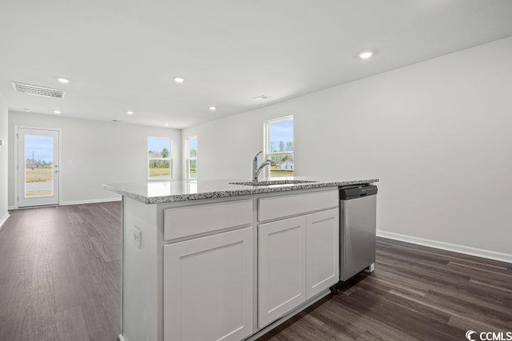 1526 Clubstone Dr. Property Photo 8