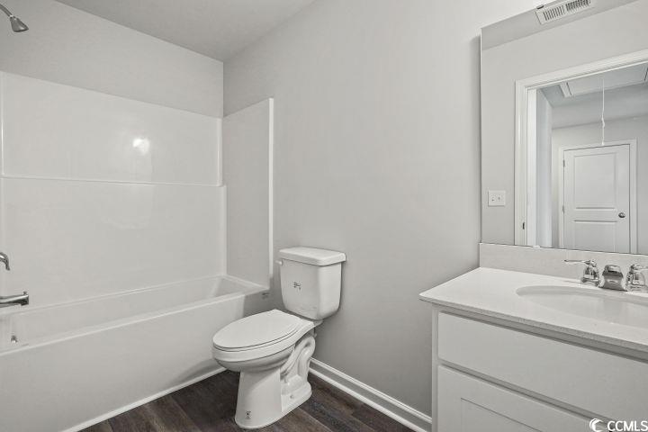 1526 Clubstone Dr. Property Photo 18