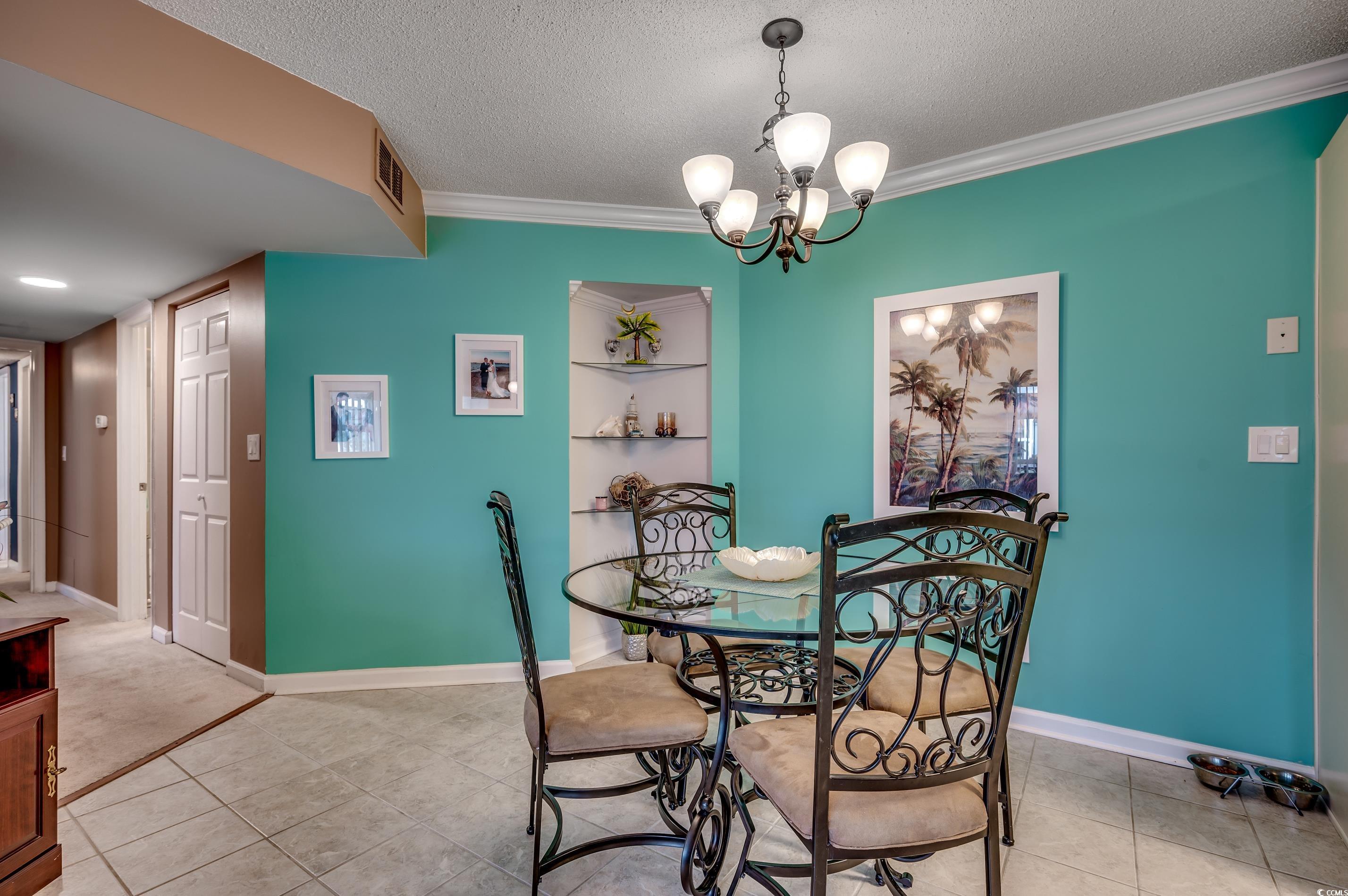 2226 Huntington Dr. Property Photo 6