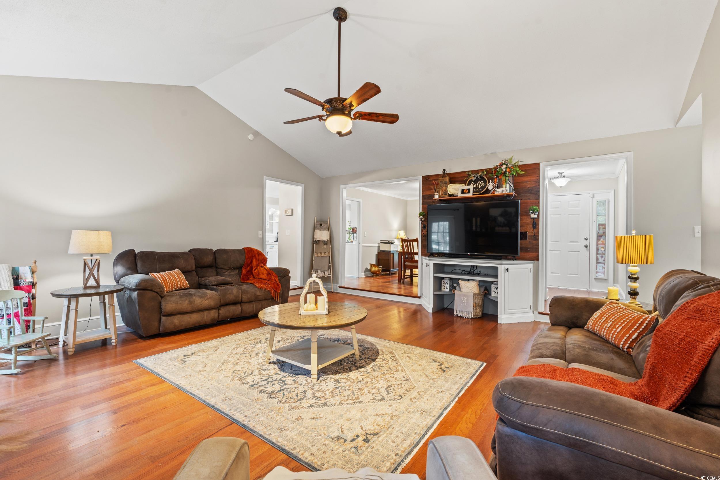 2221 Rosebud Dr. Property Photo 15