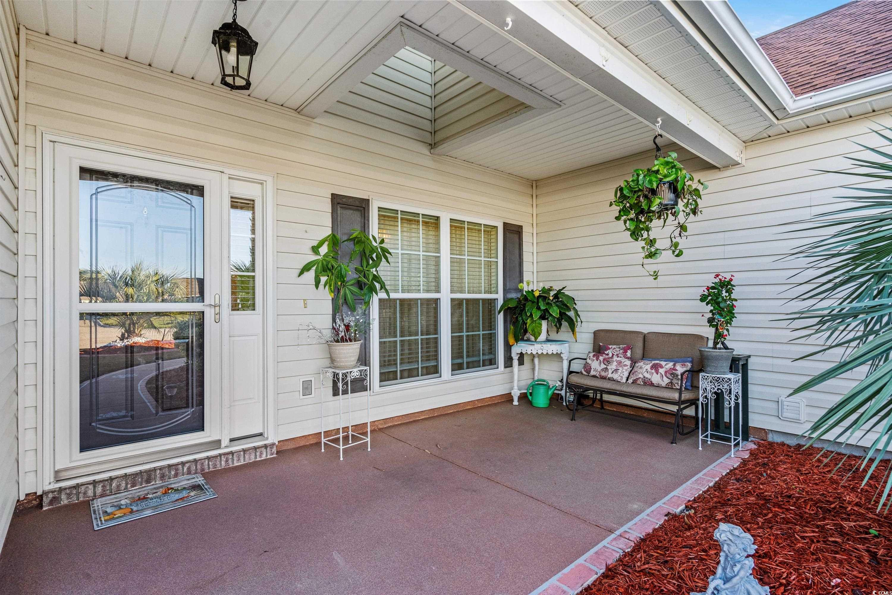 1009 Hopscotch Ln. Property Photo 2