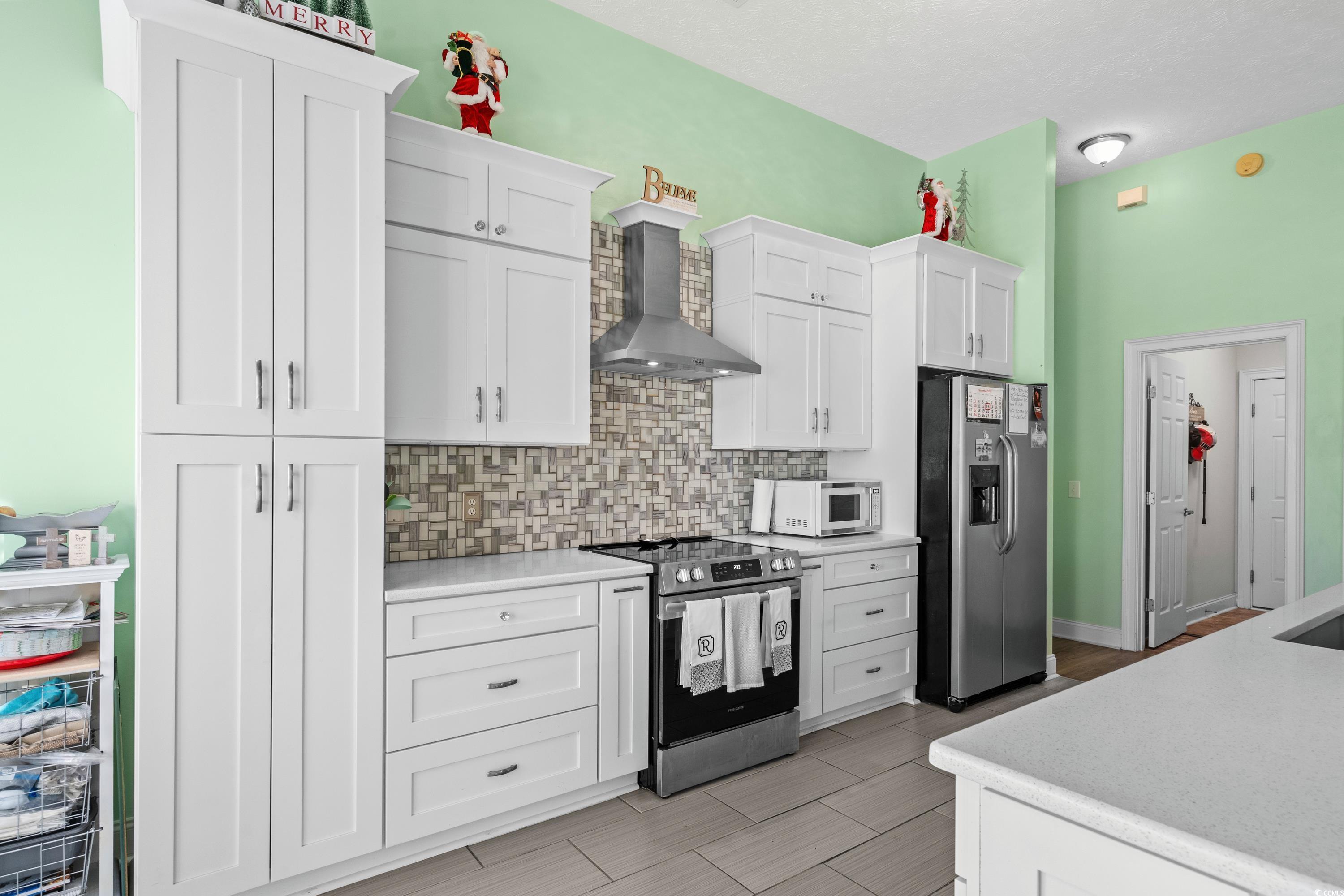 1009 Hopscotch Ln. Property Photo 4