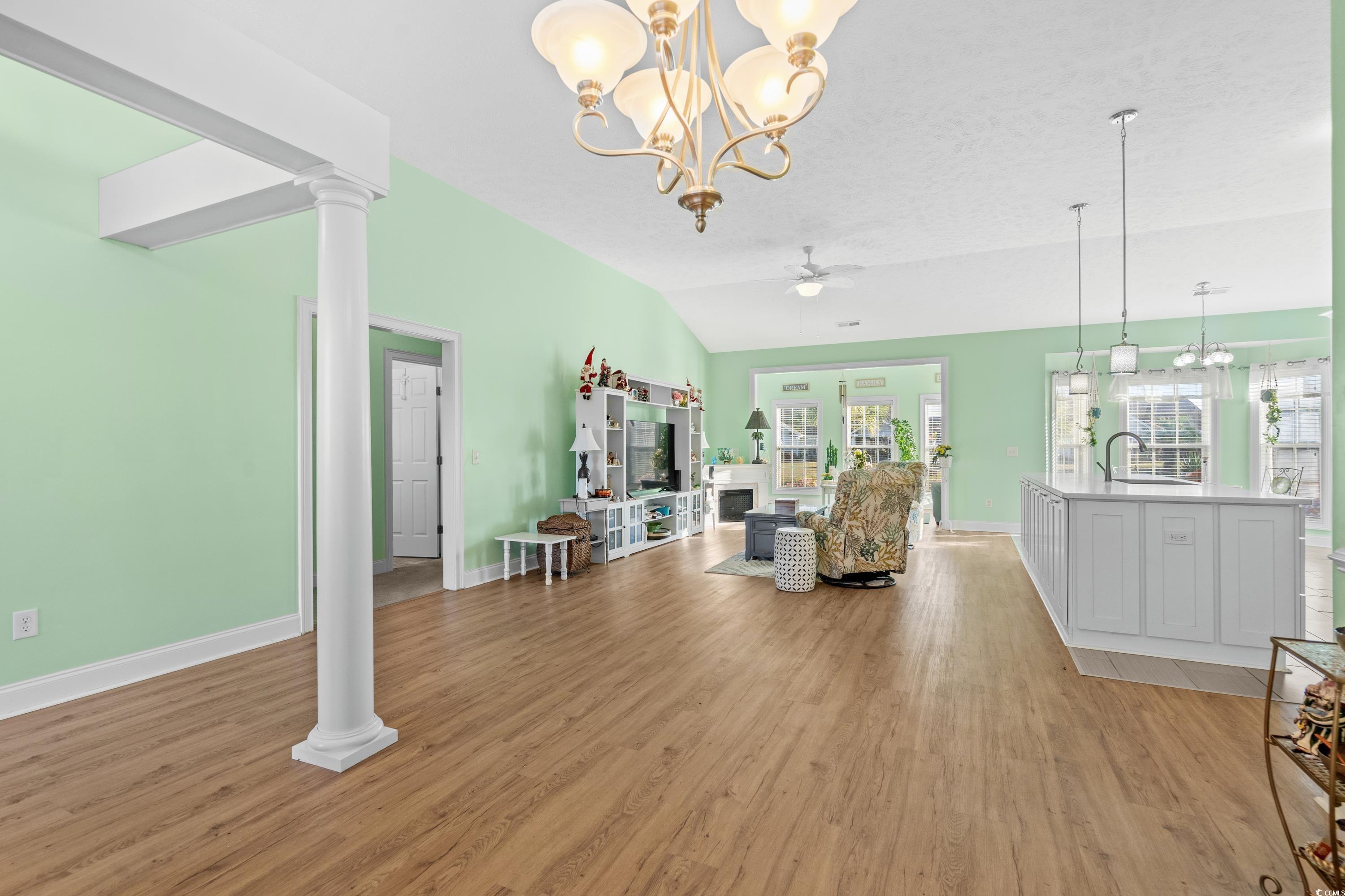 1009 Hopscotch Ln. Property Photo 13
