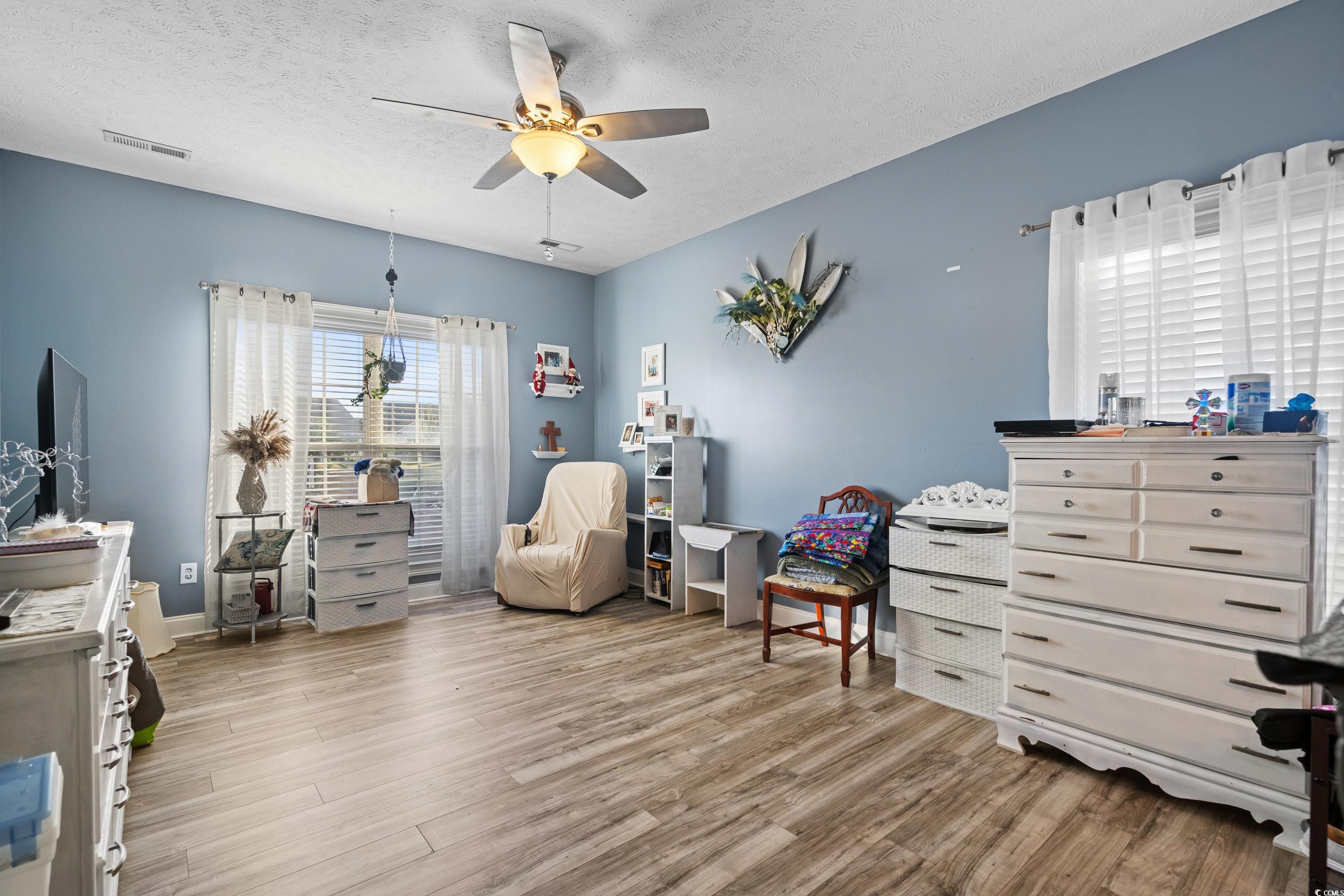 1009 Hopscotch Ln. Property Photo 14