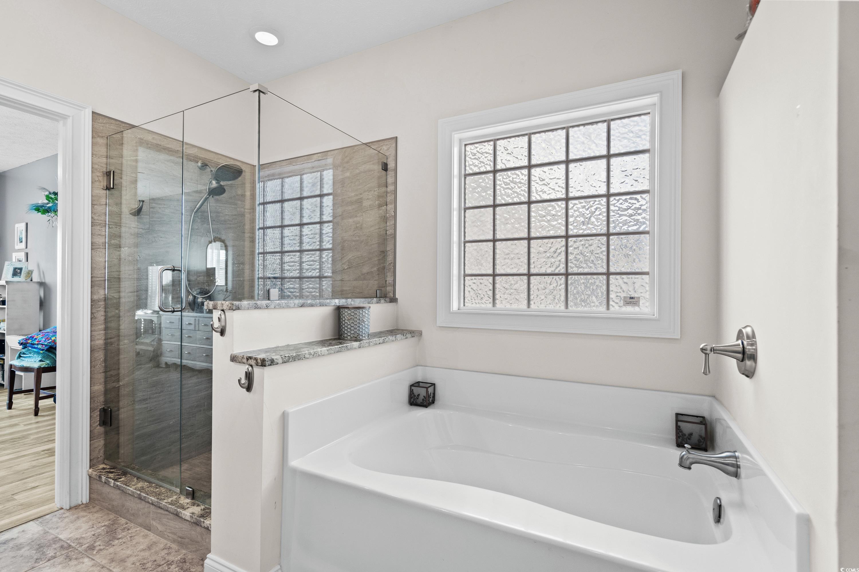 1009 Hopscotch Ln. Property Photo 17