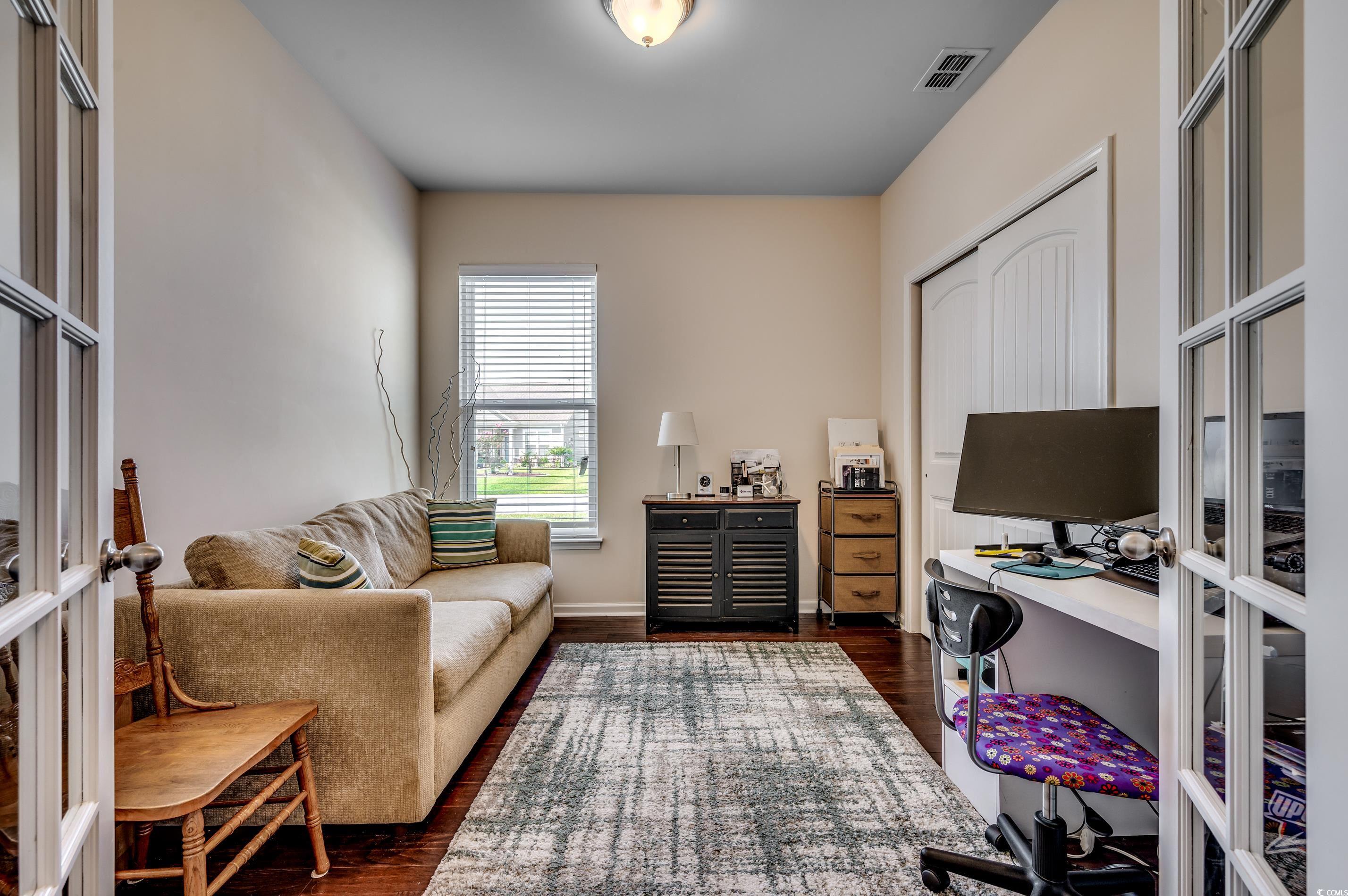 190 Campania St. Property Photo 8