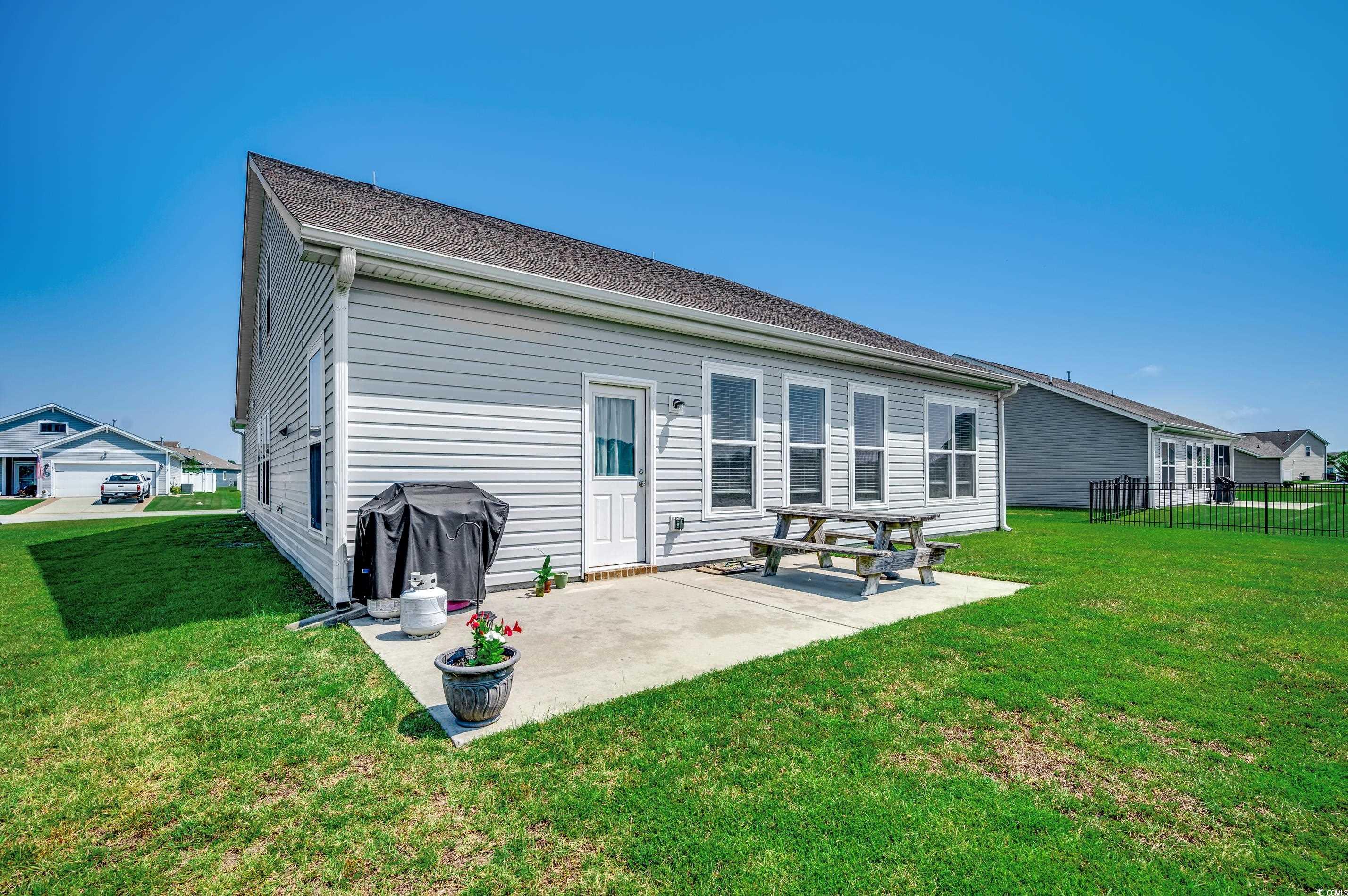 190 Campania St. Property Photo 21