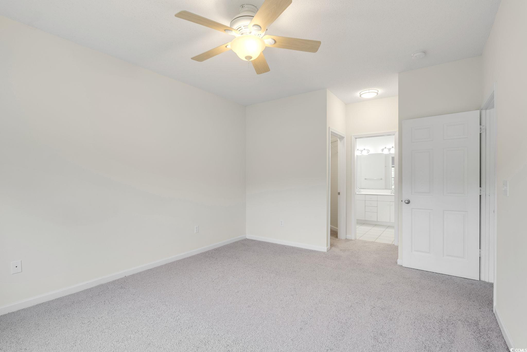 4435-f Montrose Ln. Property Photo 25