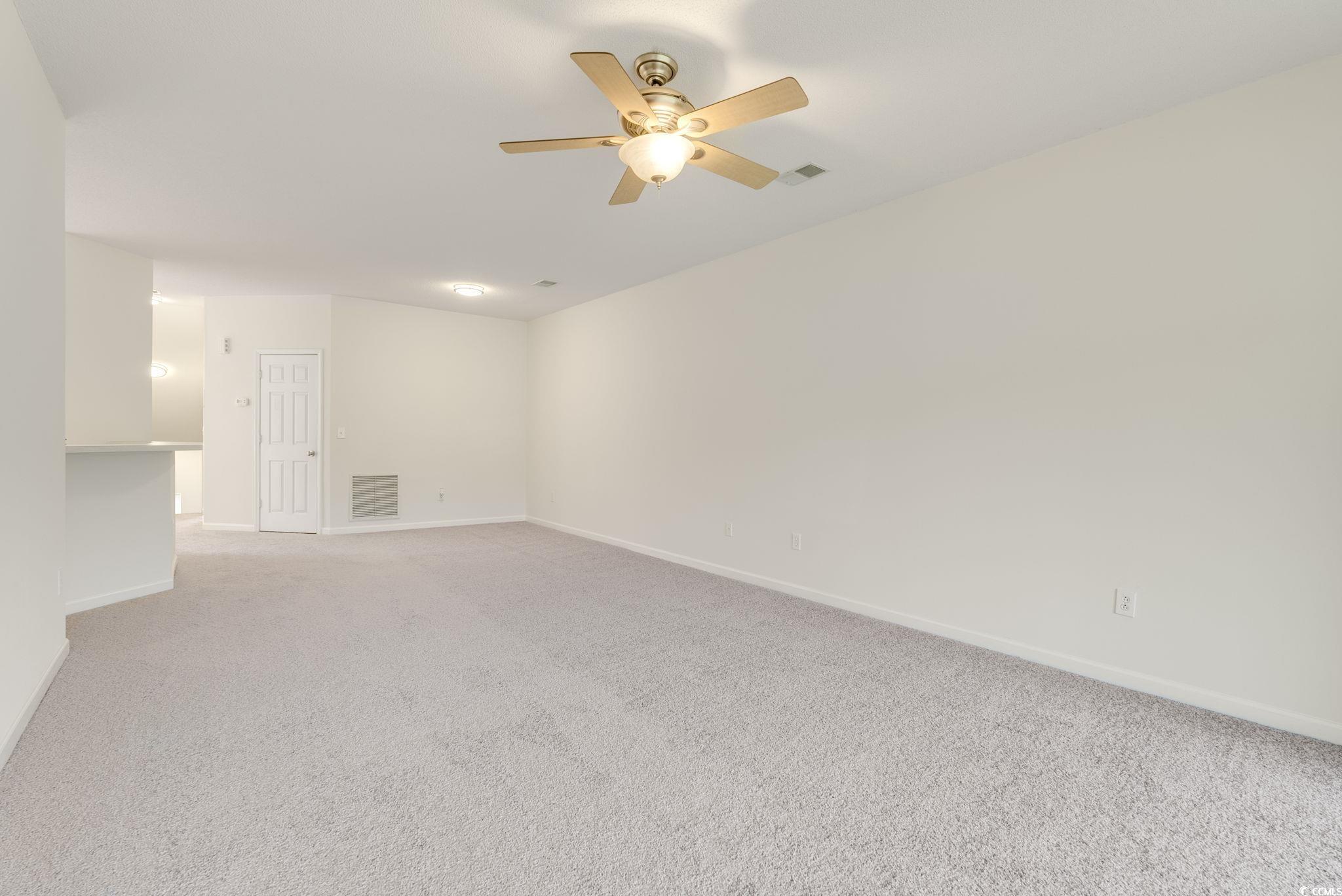4435-f Montrose Ln. Property Photo 40