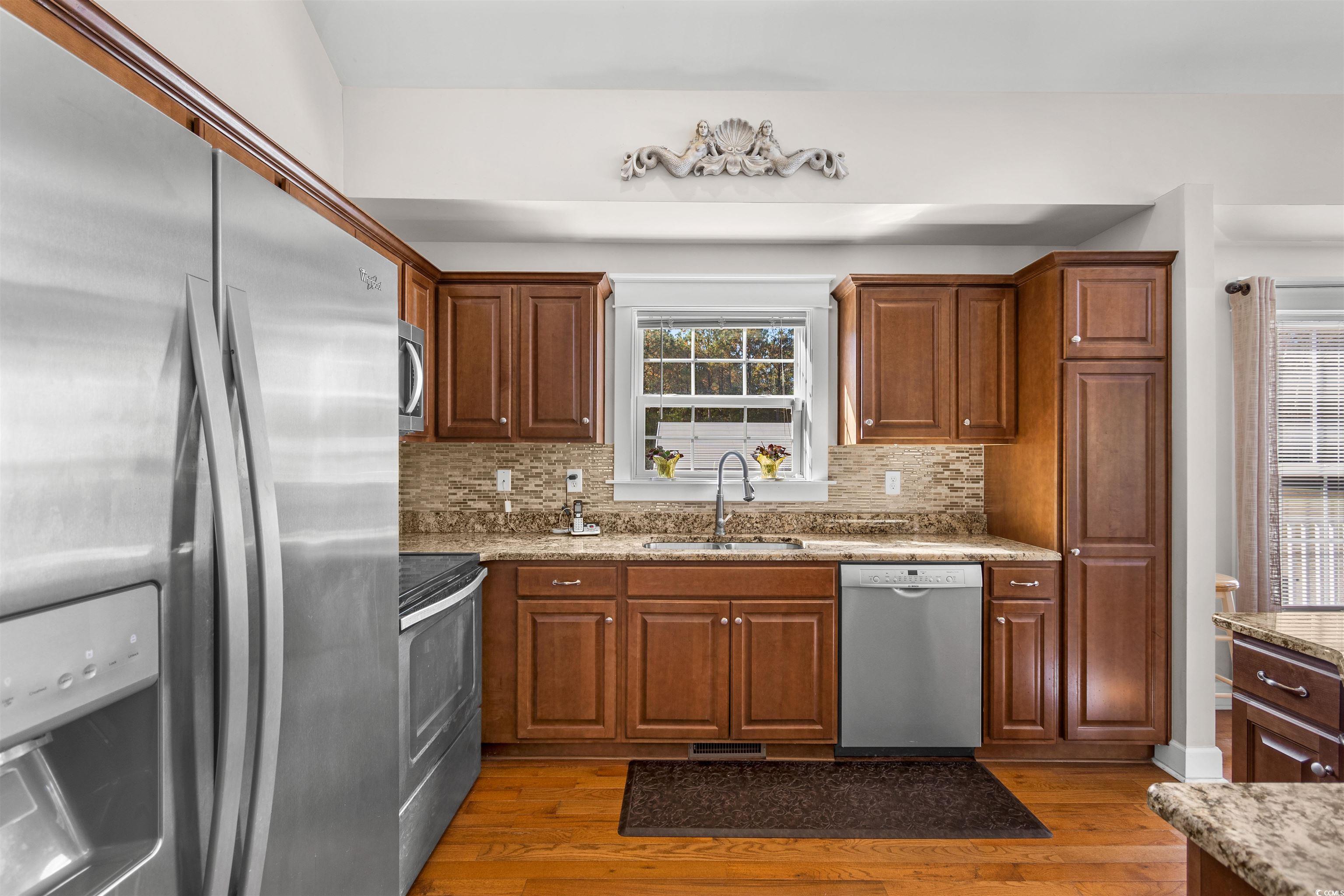 2580 Ash Little River Rd. Property Photo 6
