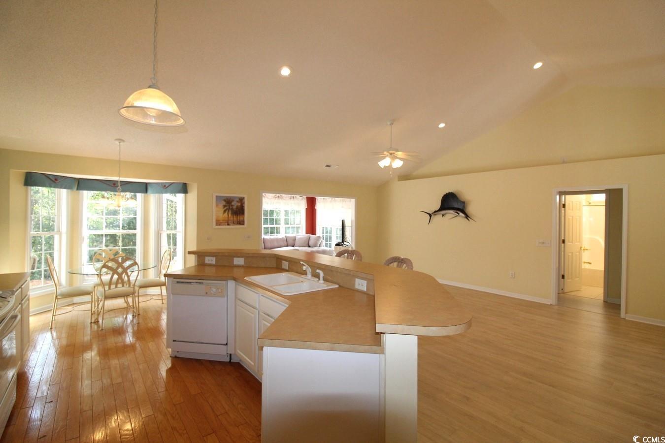 172 Collins Glen Dr. Property Photo 5