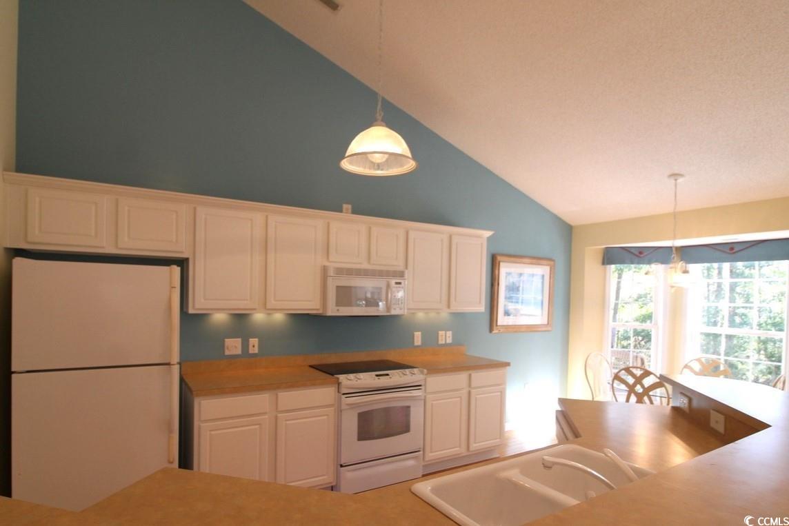 172 Collins Glen Dr. Property Photo 10
