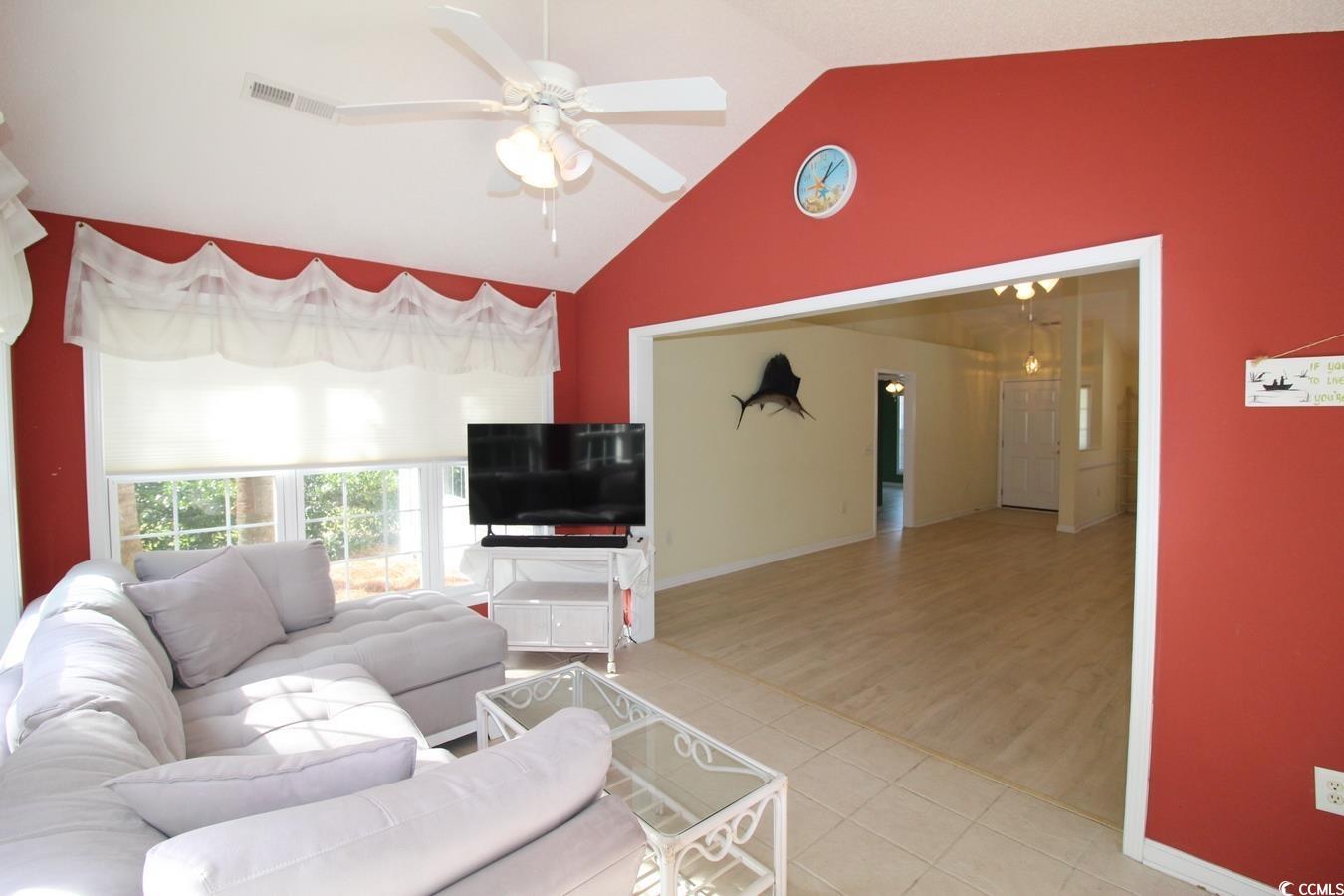 172 Collins Glen Dr. Property Photo 16