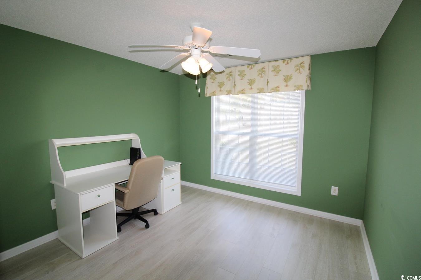 172 Collins Glen Dr. Property Photo 25