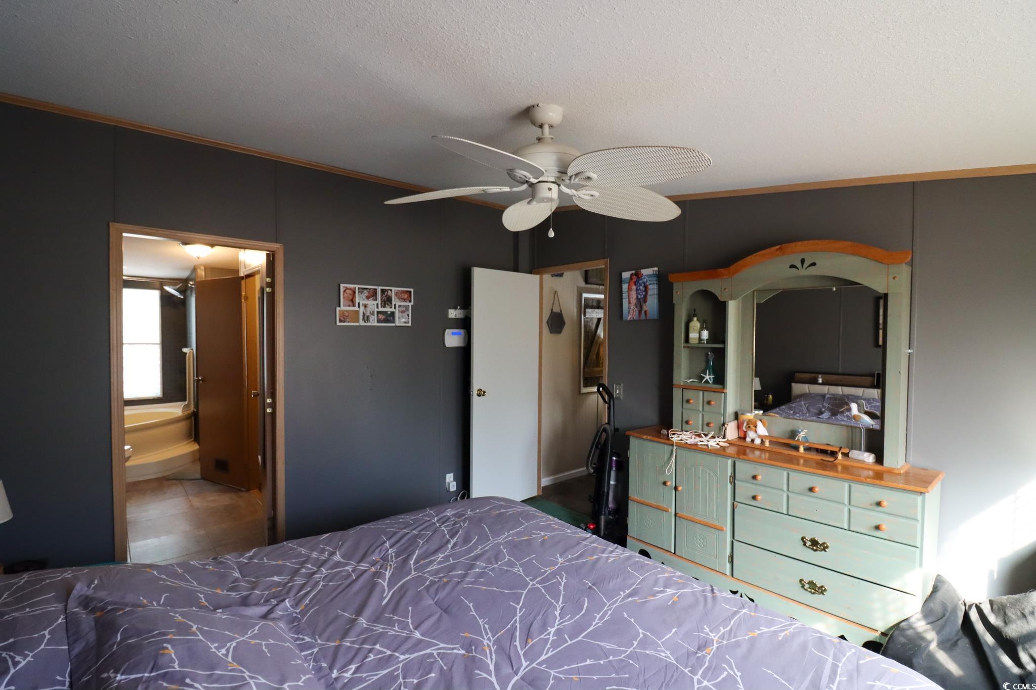 1038 Palm Dr. Property Photo 7
