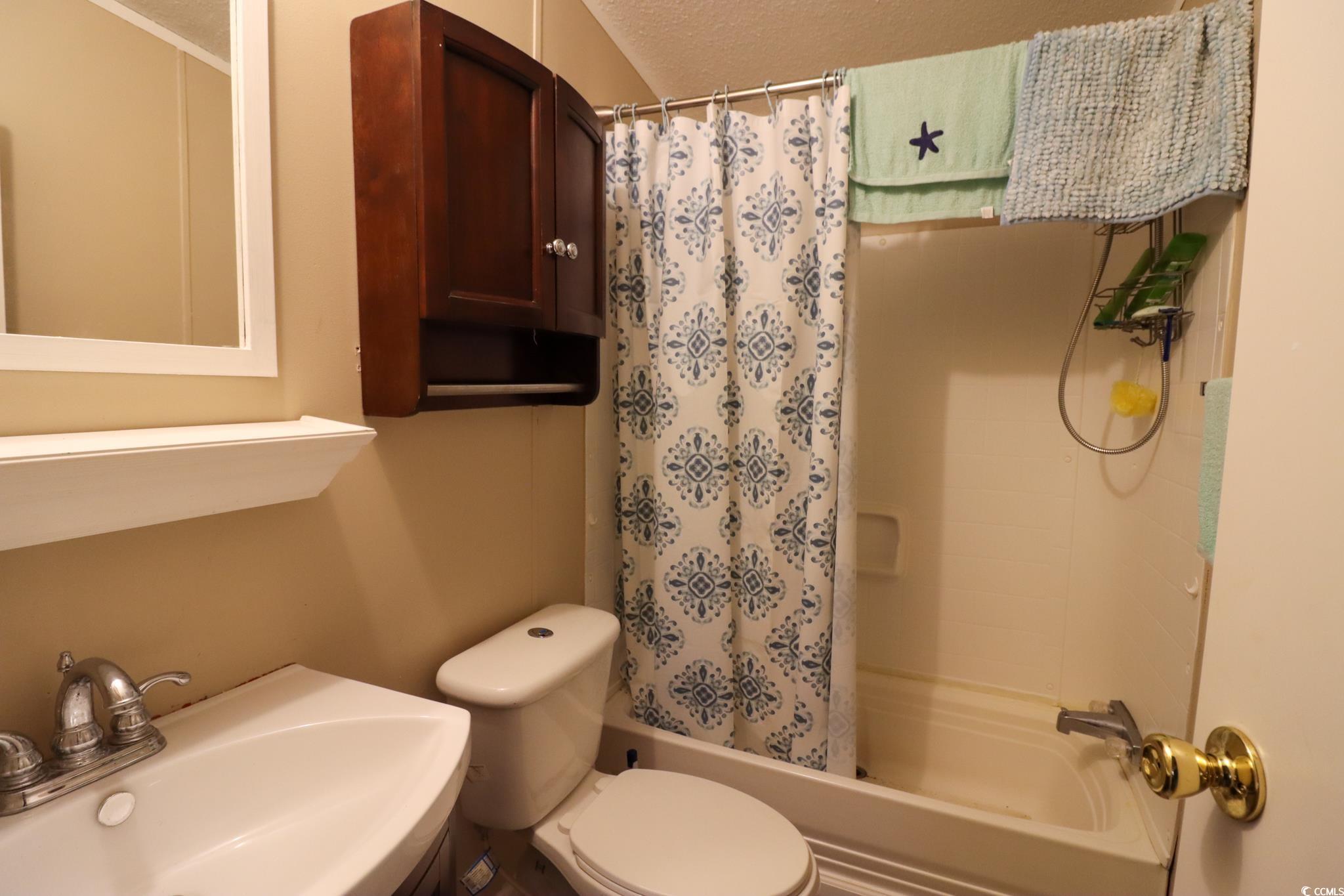 1038 Palm Dr. Property Photo 13