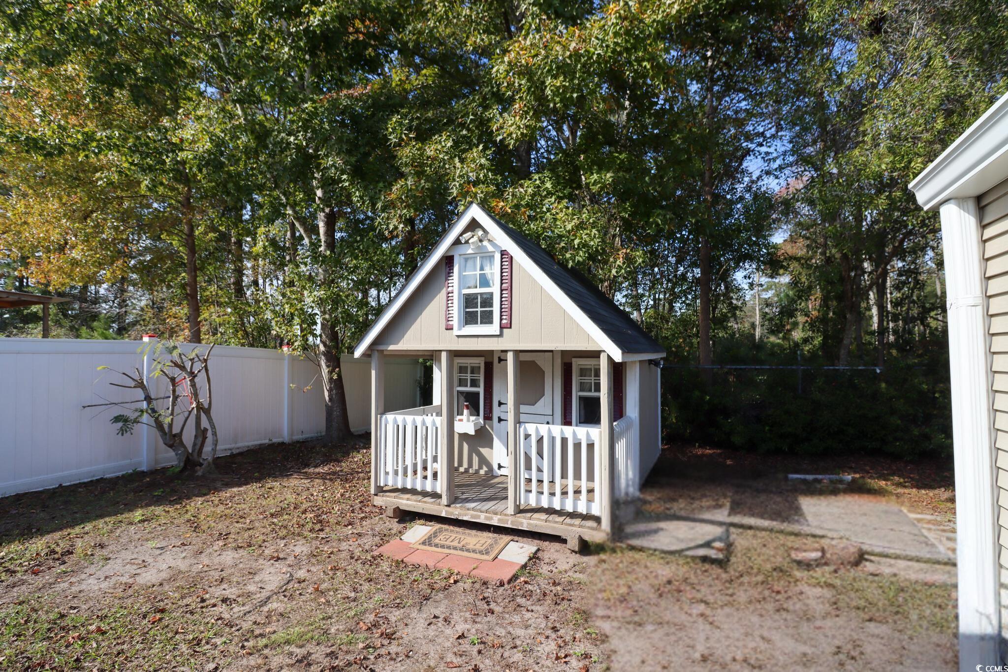 1038 Palm Dr. Property Photo 17