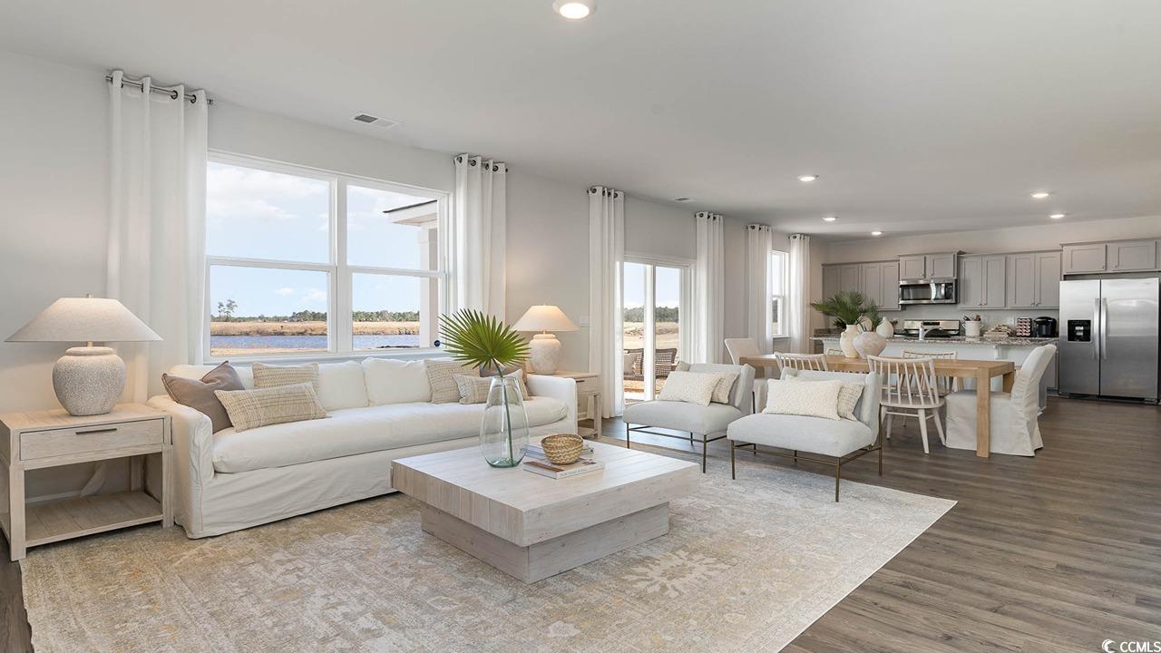 7286 Meadow Walk Loop Property Photo 6