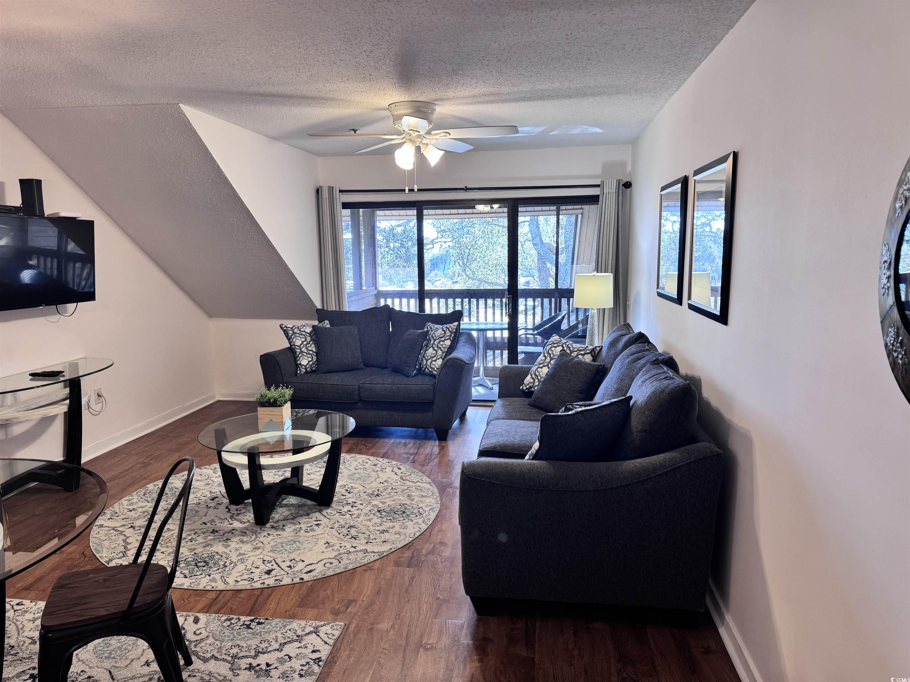 410 Melrose Pl. Property Photo 18