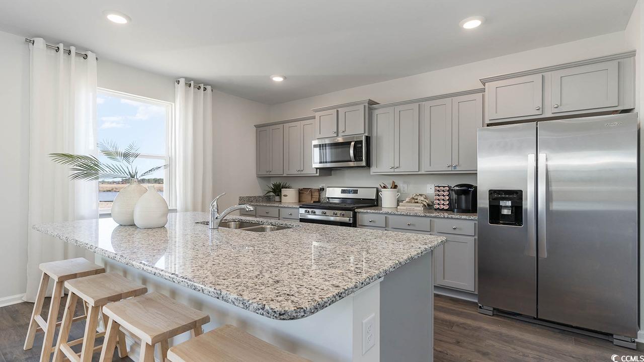 7303 Meadow Walk Loop Property Photo 2