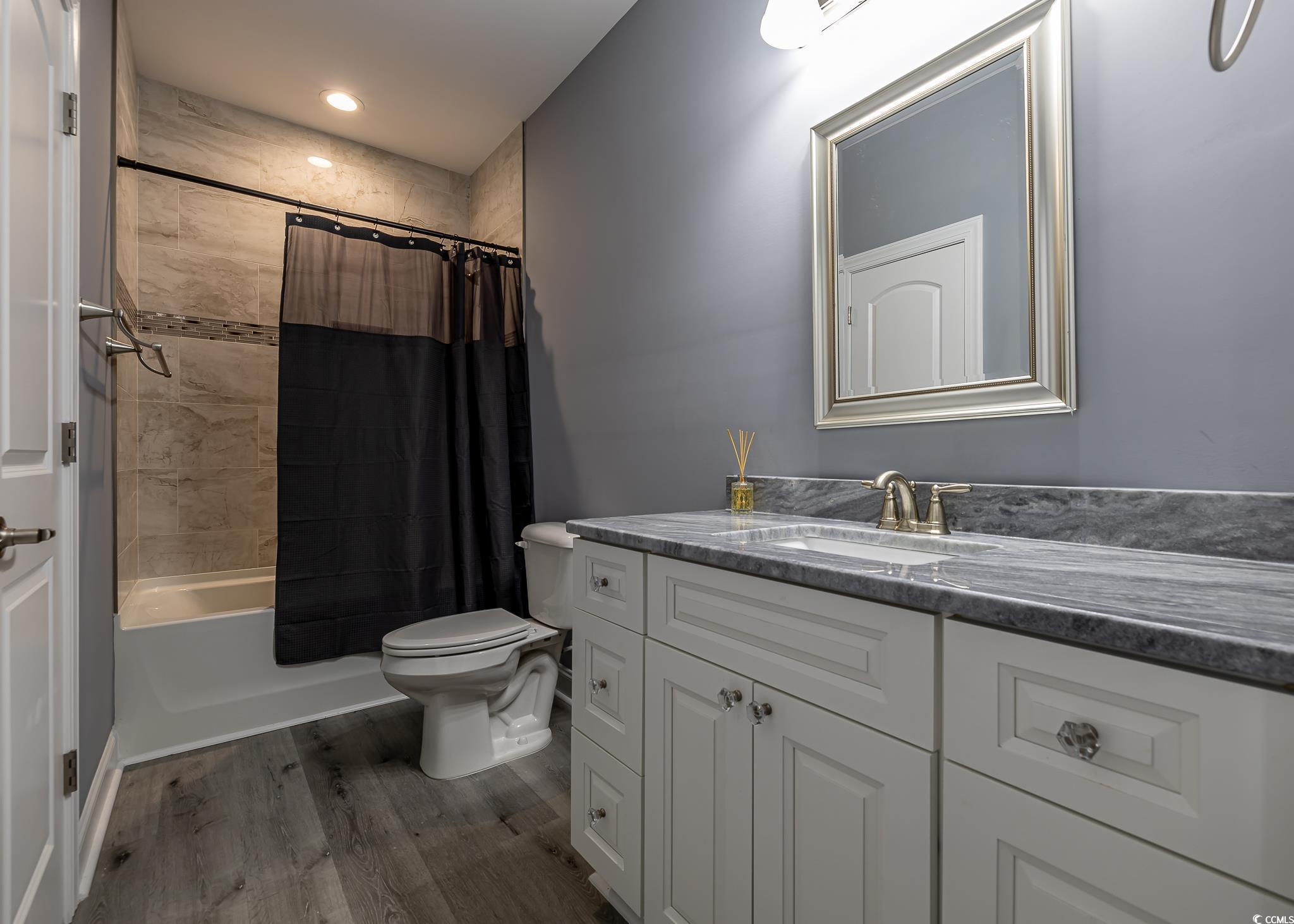 845 Waterton Ave. Property Photo 11