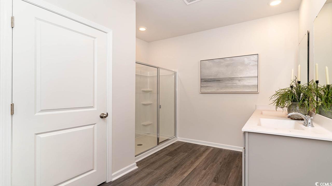 7318 Meadow Walk Loop Property Photo 8