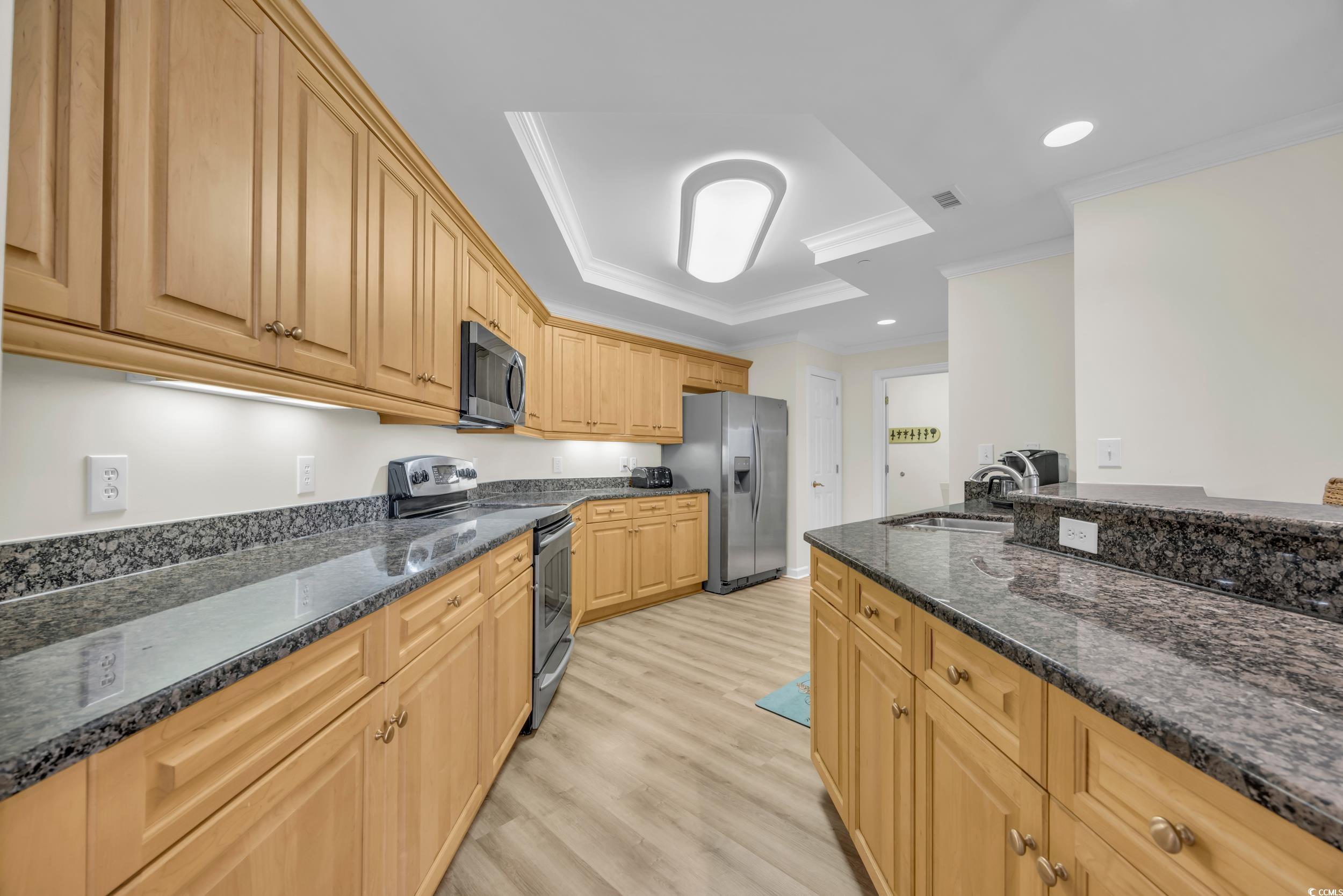 8500 Margate Circle Property Photo 12