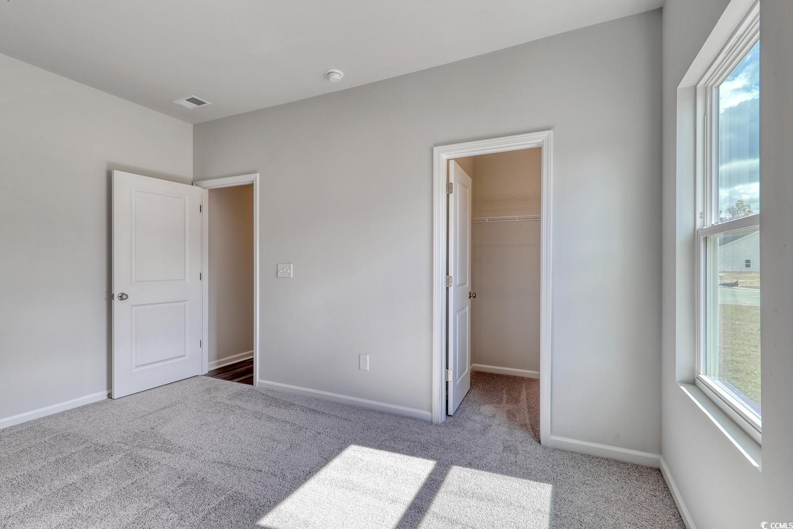 316 Garden Grove St Property Photo 6
