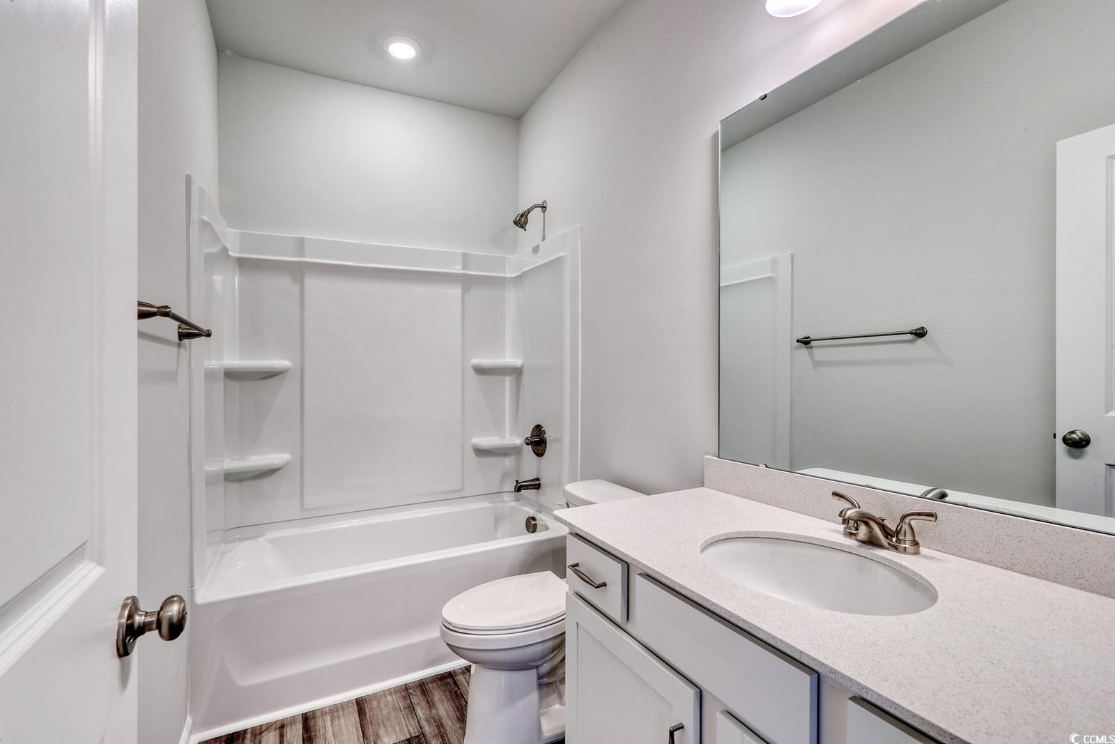 219 Sundrop Way Property Photo 4